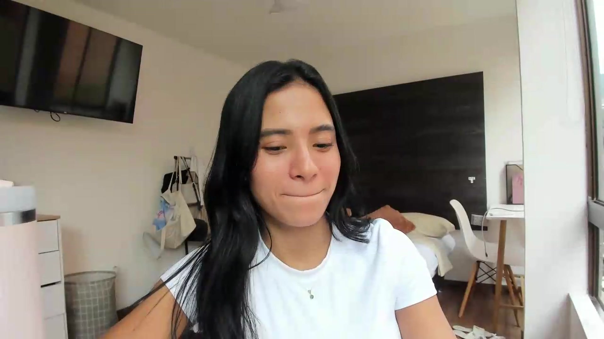 Gallery image thumbnail from Missabyy's myfreecams stream on, 07/01/2026, 18:06 image 4 of 20
