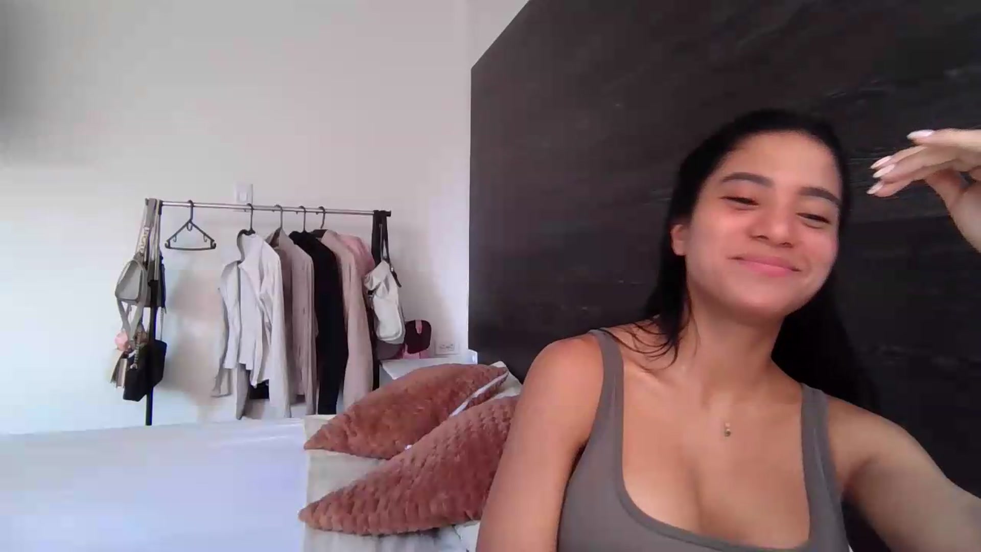 Gallery image thumbnail from Missabyy's myfreecams stream on, 07/14/2026, 16:58 image 18 of 20