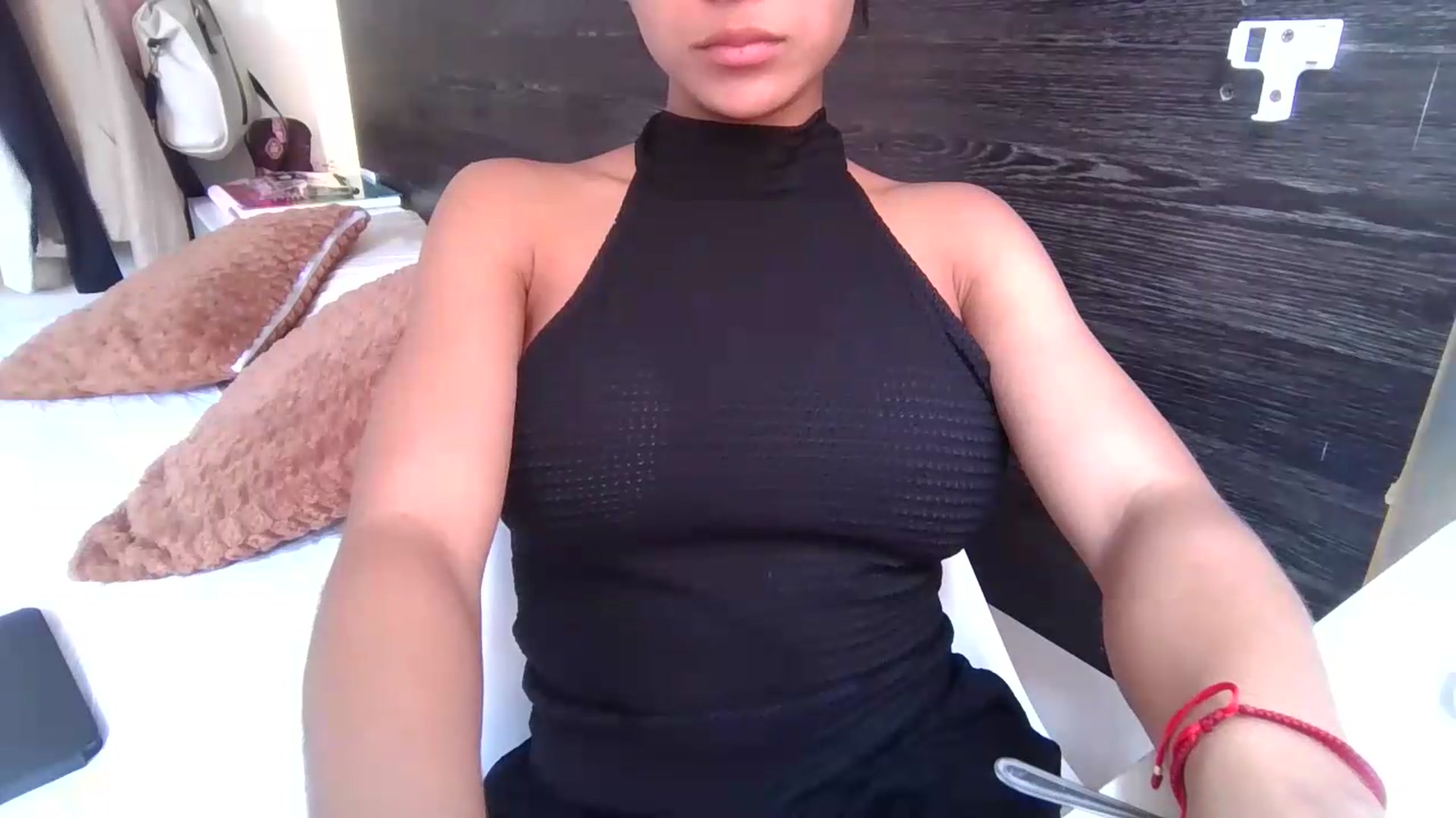 Gallery image thumbnail from Missabyy's myfreecams stream on, 07/16/2026, 21:24 image 6 of 20