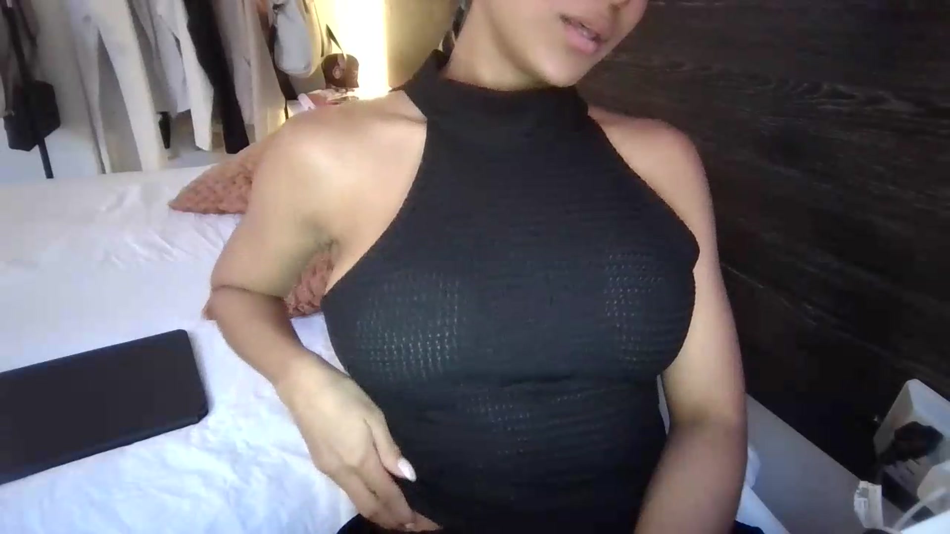 Gallery image thumbnail from Missabyy's myfreecams stream on, 07/16/2026, 23:51 image 6 of 20