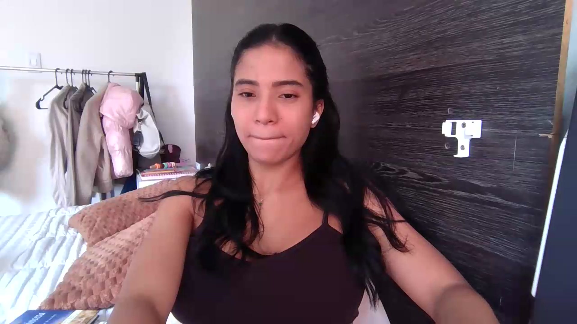 Gallery image thumbnail from Missabyy's myfreecams stream on, 07/18/2026, 14:05 image 5 of 20