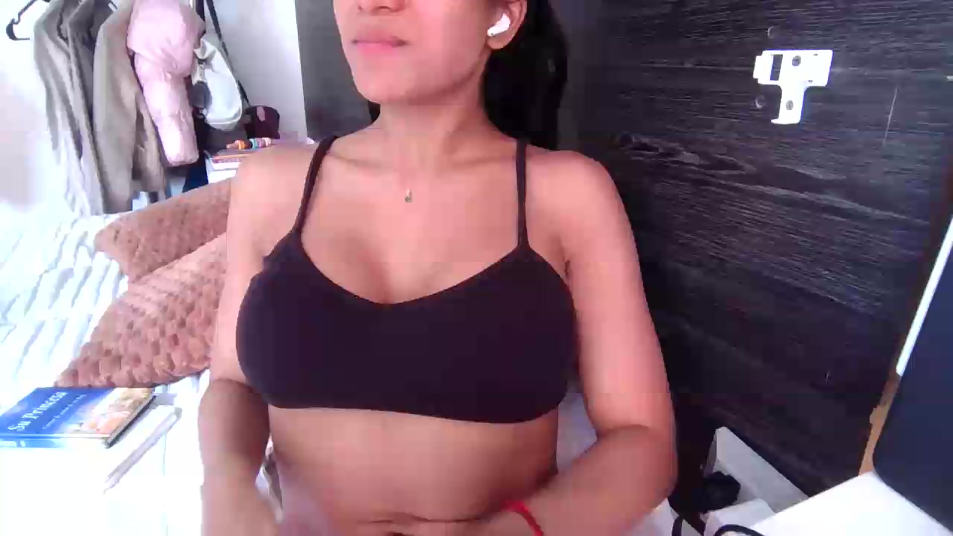 Gallery image thumbnail from Missabyy's myfreecams stream on, 07/18/2026, 14:05 image 20 of 20