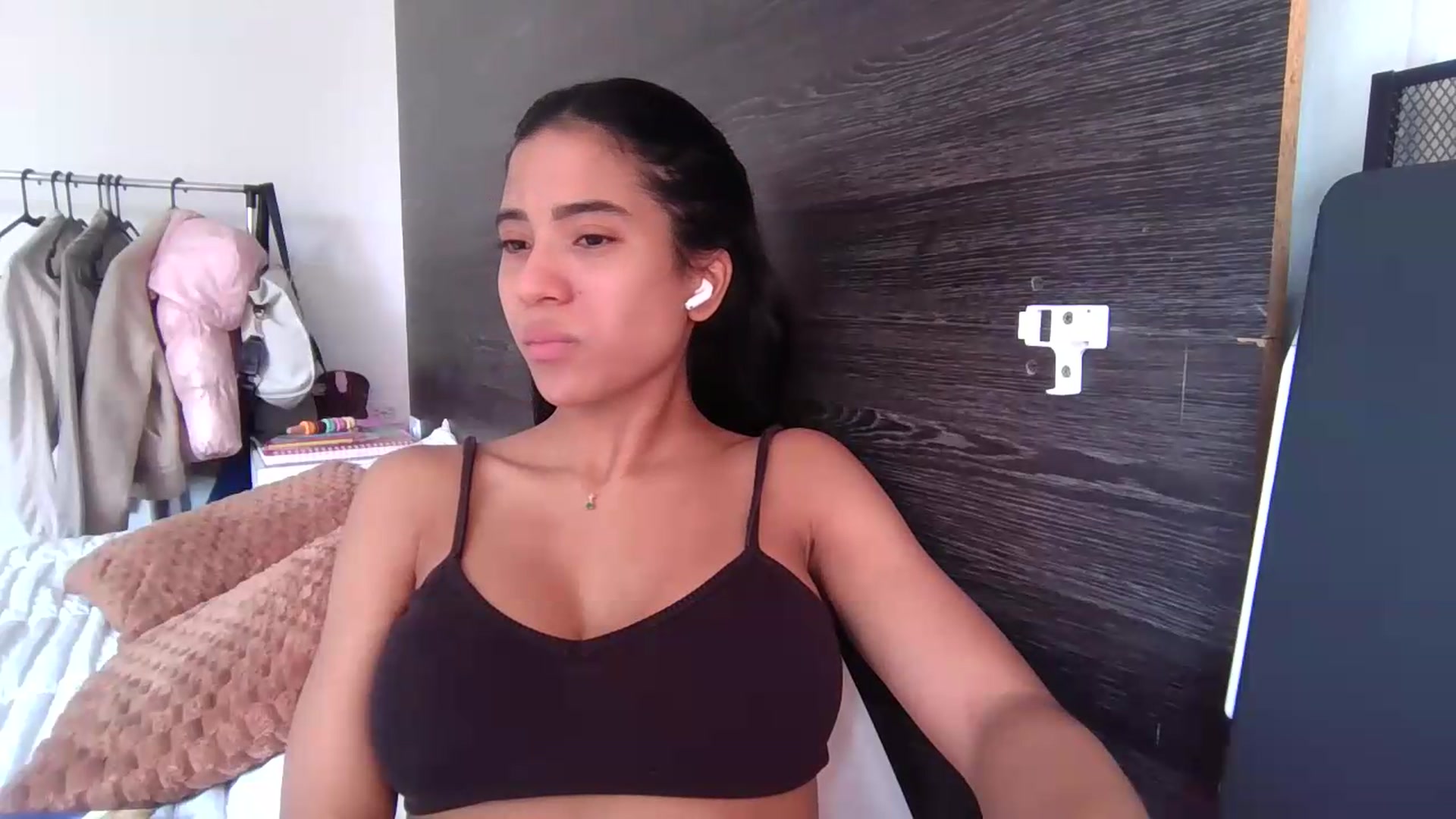 Gallery image thumbnail from Missabyy's myfreecams stream on, 07/18/2026, 14:05 image 3 of 20