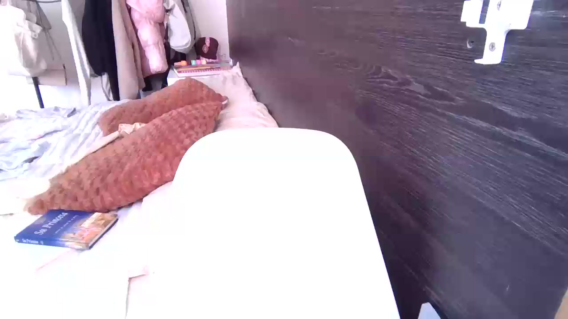 Gallery image thumbnail from Missabyy's myfreecams stream on, 07/18/2026, 20:05 image 1 of 20