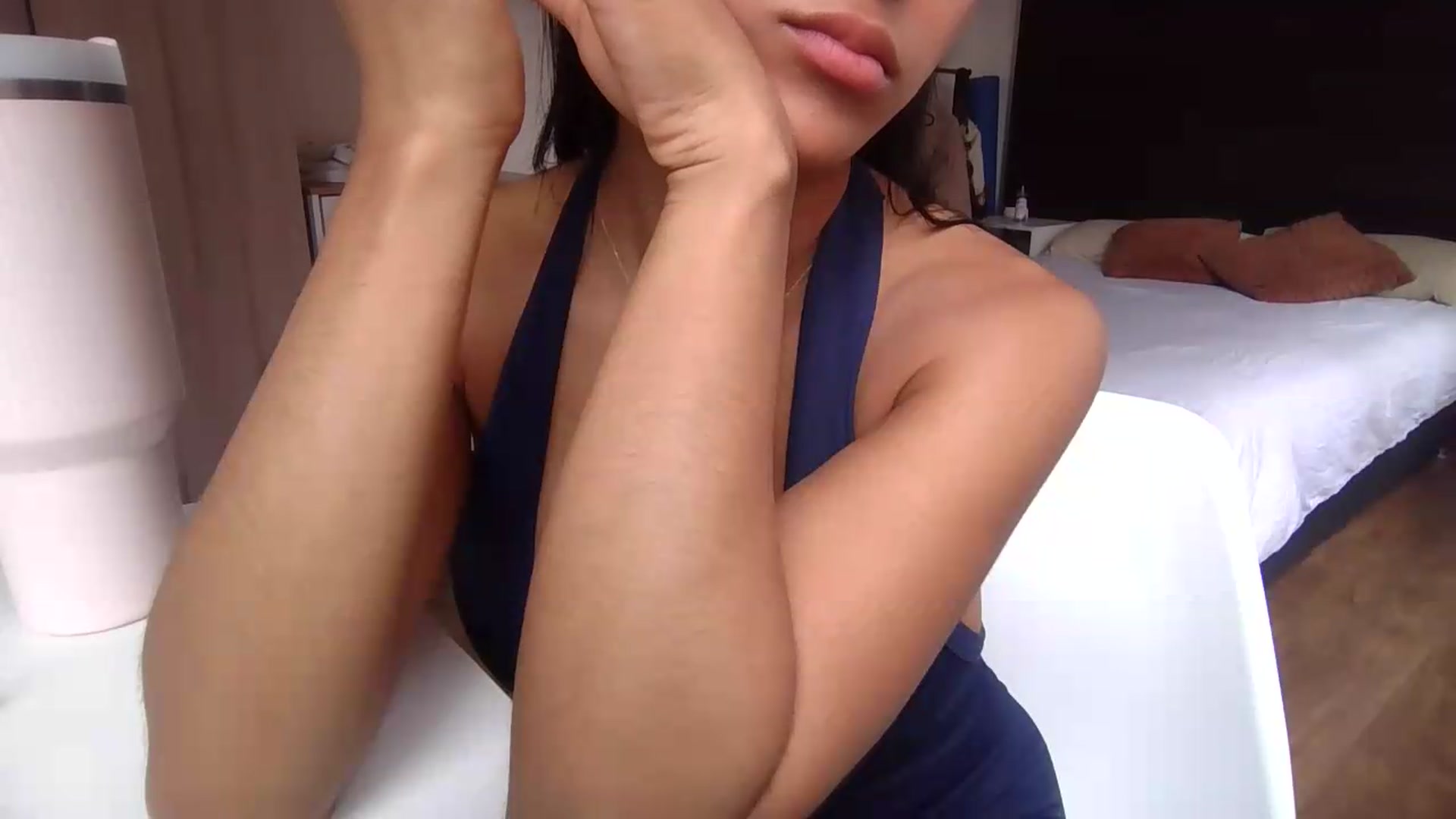 Gallery image thumbnail from Missabyy's myfreecams stream on, 07/23/2026, 19:23 image 9 of 20