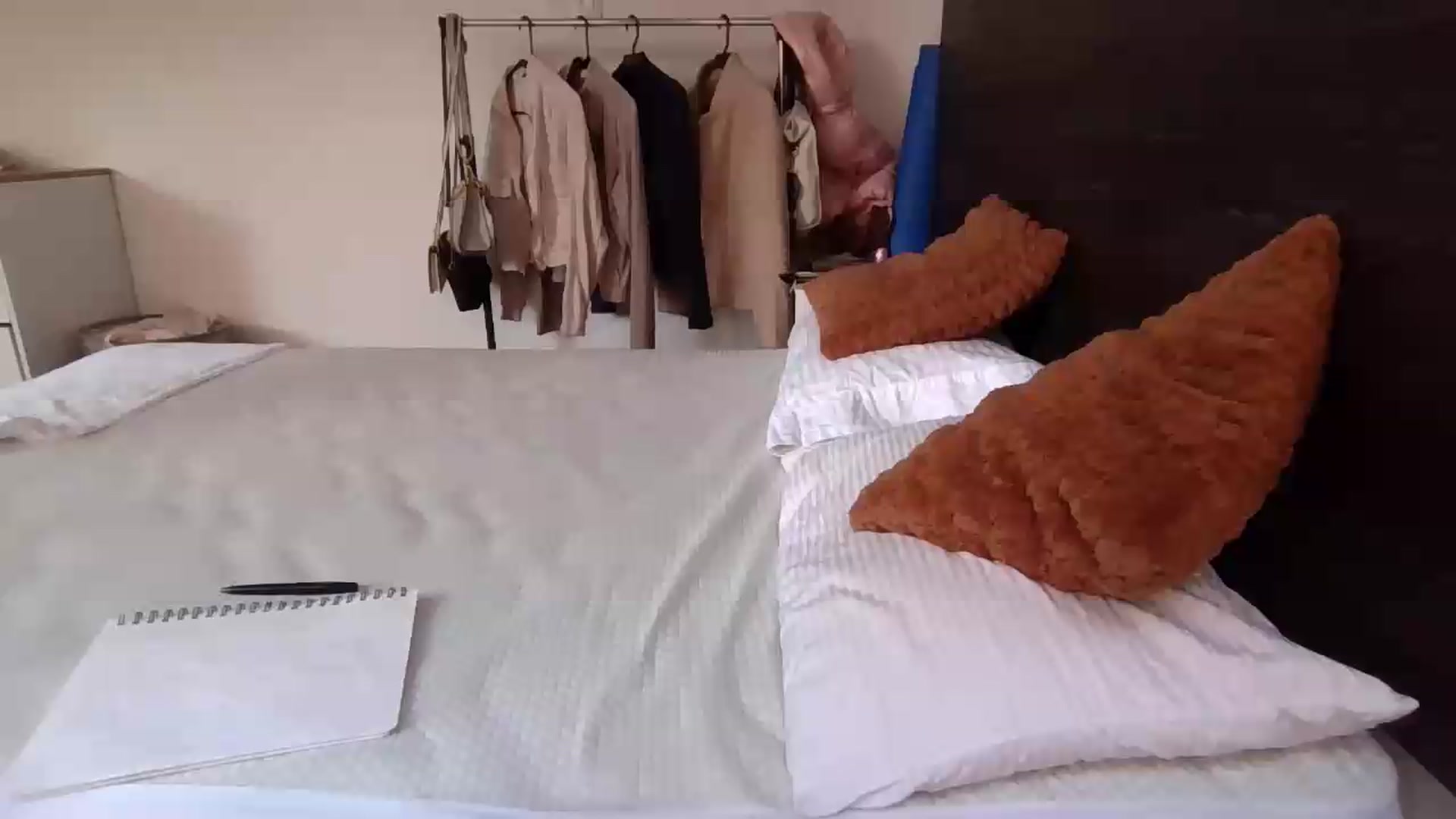 Gallery image thumbnail from Missabyy's myfreecams stream on, 07/28/2026, 15:49 image 14 of 20