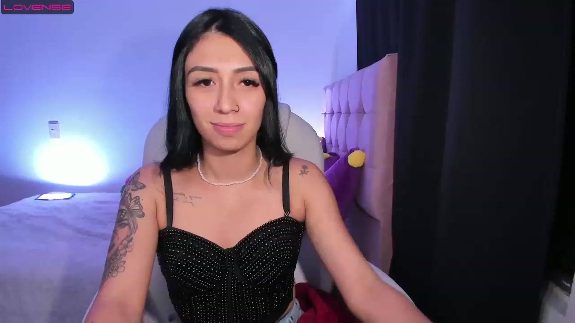 Gallery image thumbnail from Missalessx's myfreecams stream on, 06/02/2023, 10:13 image 13 of 20