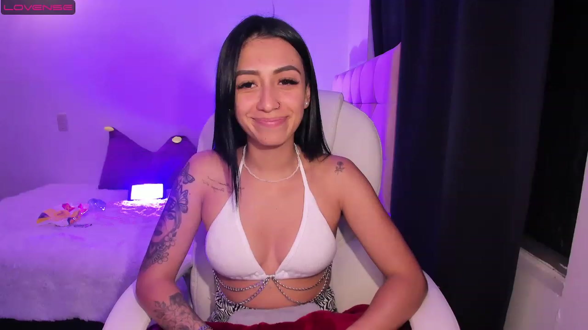 Gallery image thumbnail from Missalessx's myfreecams stream on, 06/06/2023, 07:42 image 11 of 20