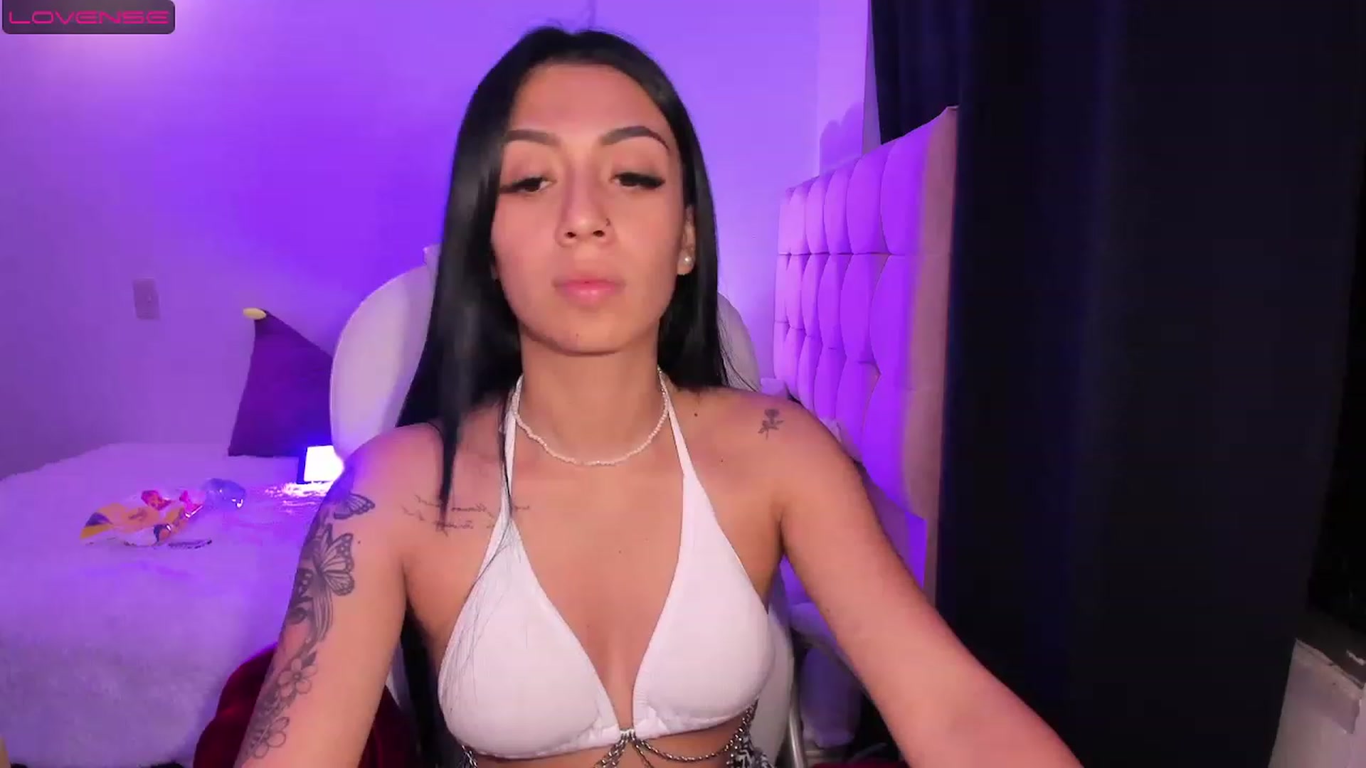 Gallery image thumbnail from Missalessx's myfreecams stream on, 06/06/2023, 09:14 image 3 of 20
