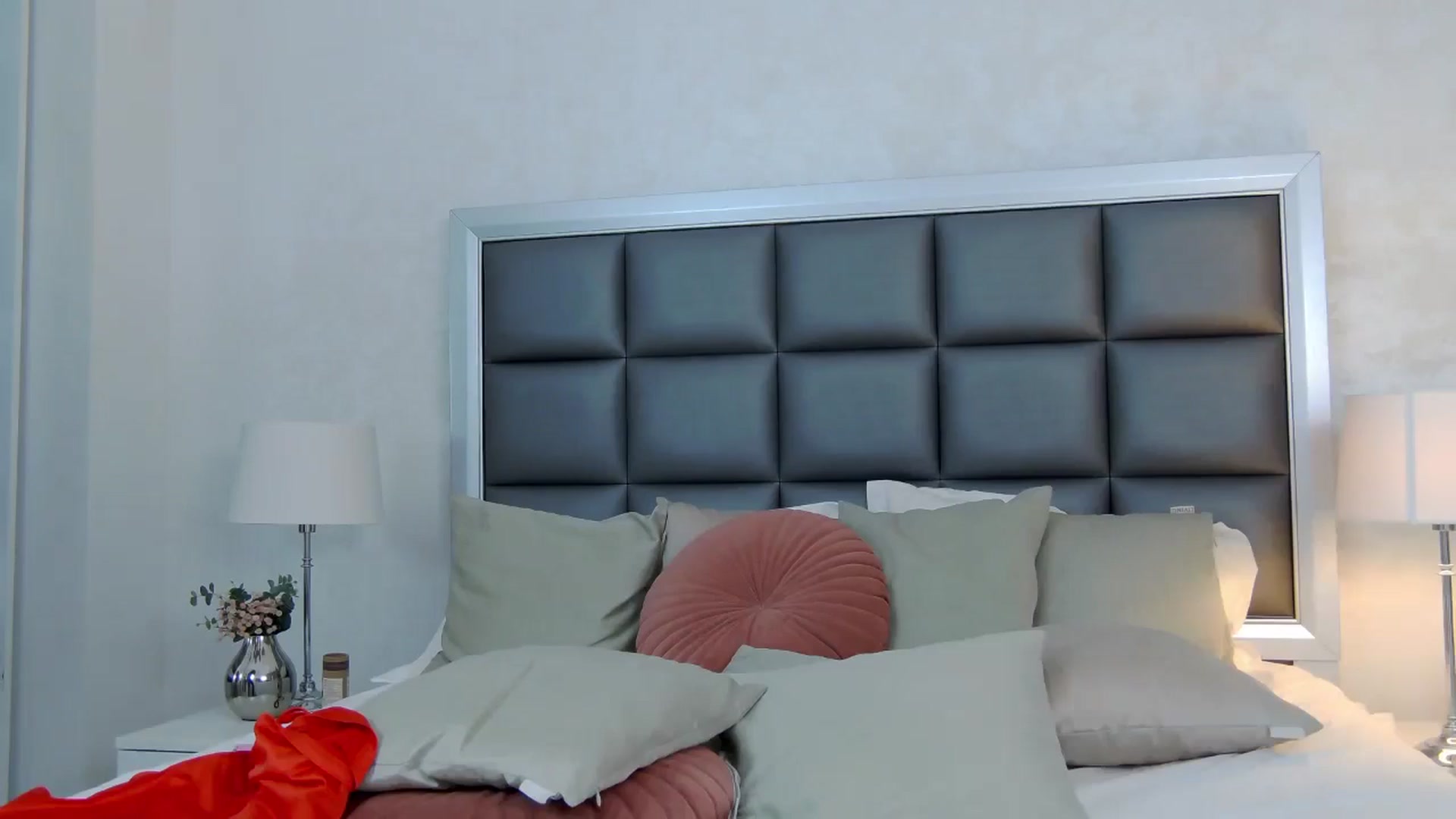 Gallery image thumbnail from Missangelin's myfreecams stream on, 10/26/2024, 13:45 image 20 of 20