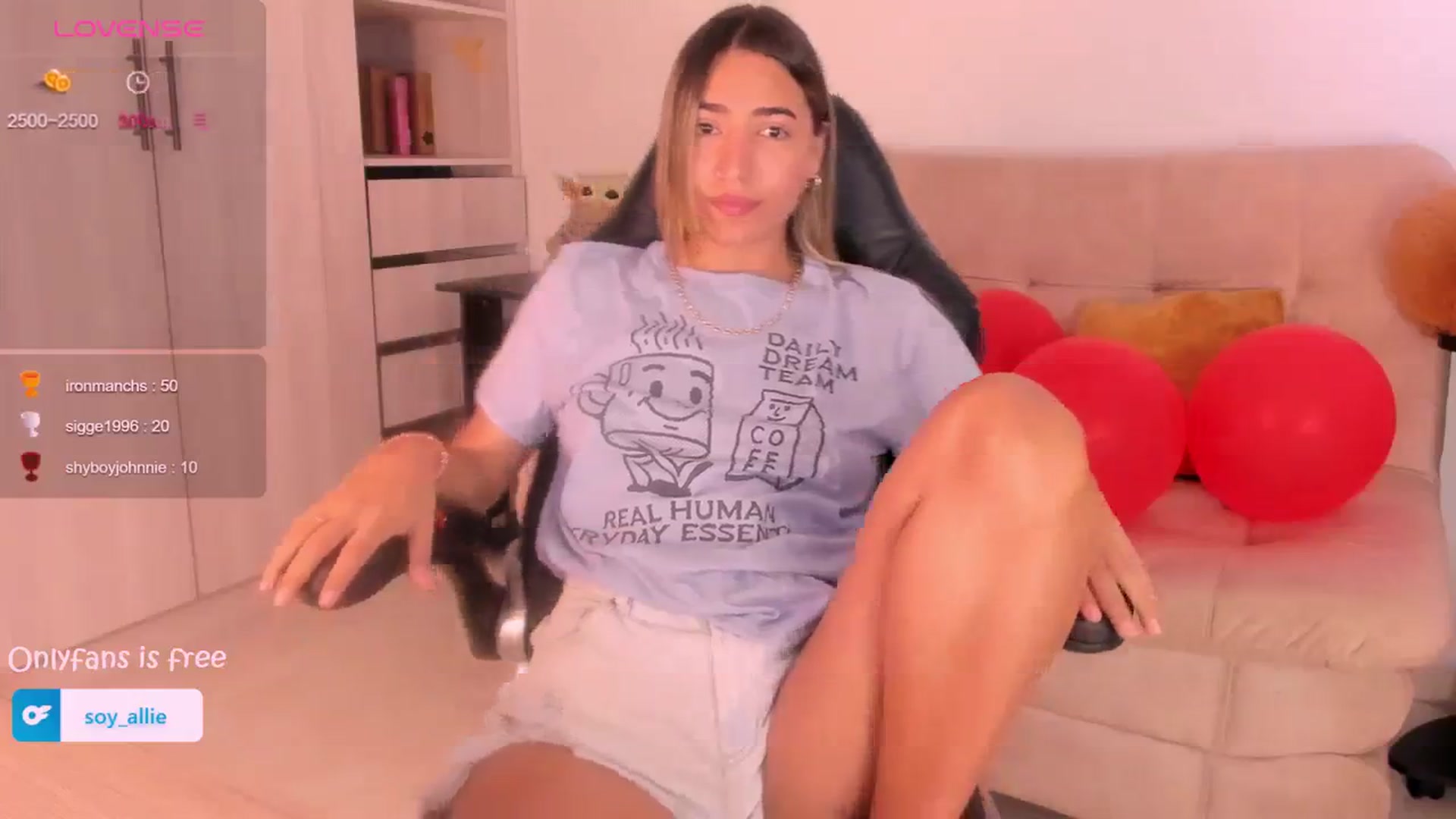 Gallery image thumbnail from Missbaby8's myfreecams stream on, 02/15/2024, 12:59 image 12 of 20