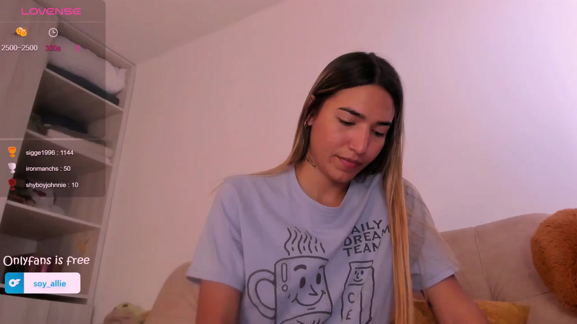 Gallery image thumbnail from Missbaby8's myfreecams stream on, 02/15/2024, 13:33 image 15 of 20