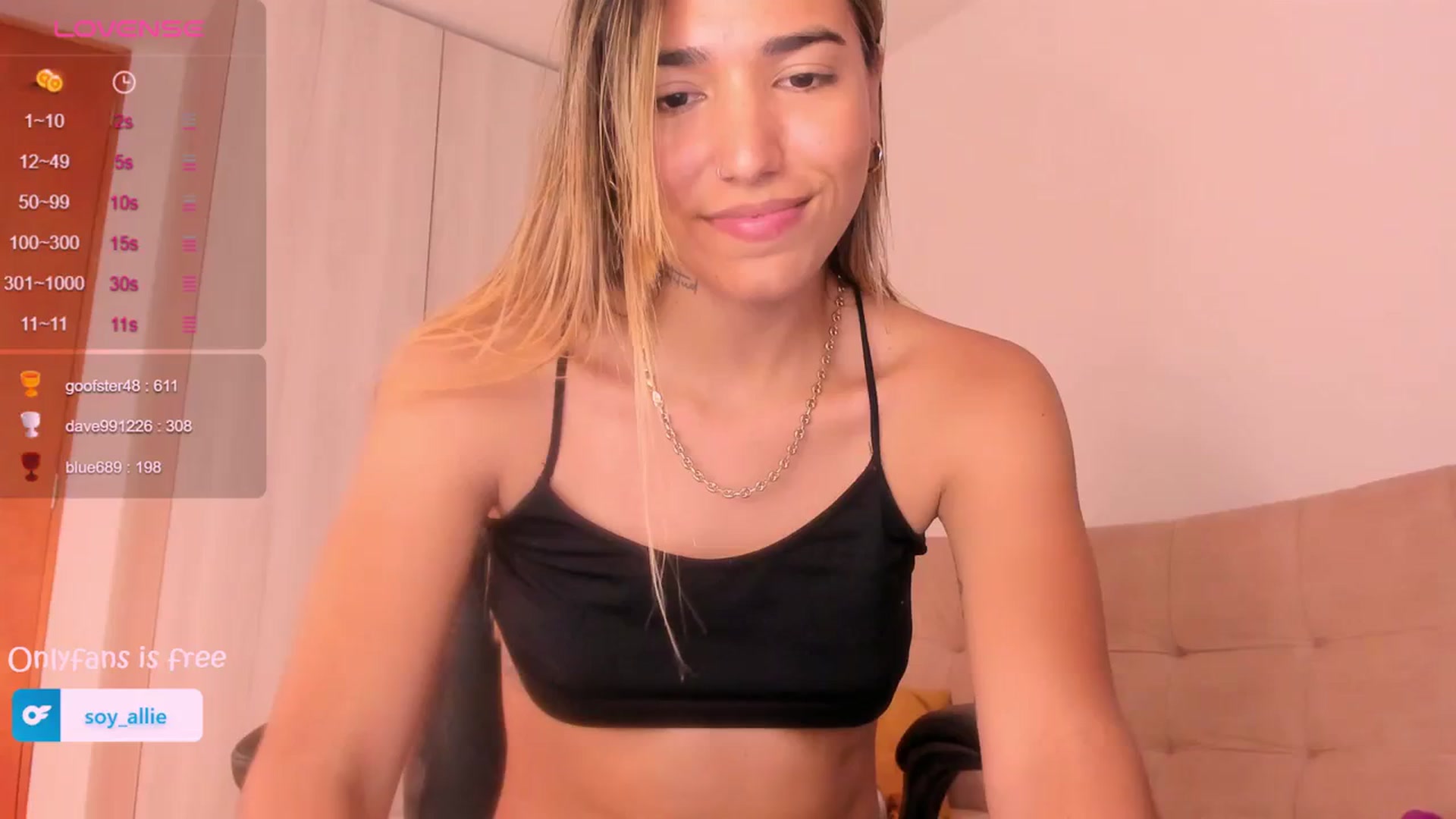 Gallery image thumbnail from Missbaby8's myfreecams stream on, 02/18/2024, 15:41 image 15 of 20
