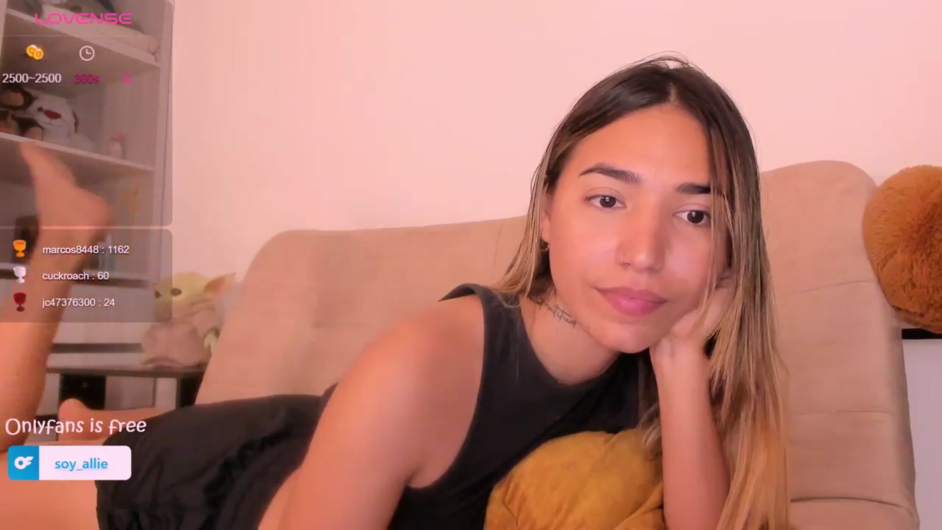 Gallery image thumbnail from Missbaby8's myfreecams stream on, 02/21/2024, 14:12 image 17 of 20