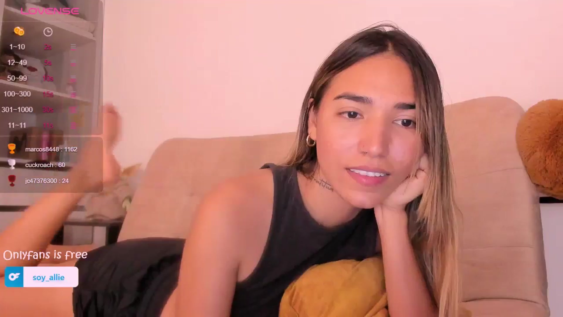 Gallery image thumbnail from Missbaby8's myfreecams stream on, 02/21/2024, 14:12 image 14 of 20