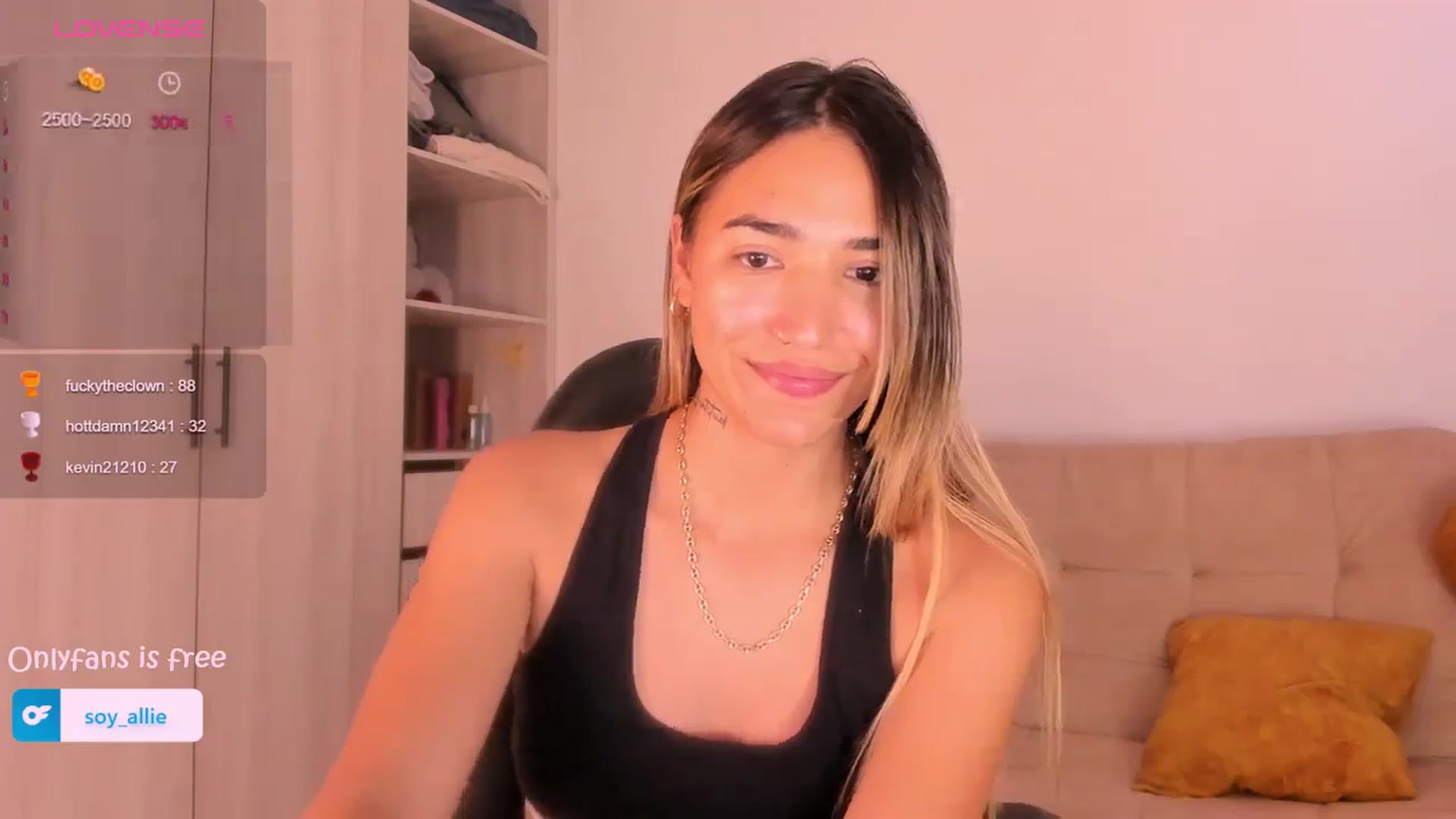 Gallery image thumbnail from Missbaby8's myfreecams stream on, 02/26/2024, 15:59 image 3 of 20
