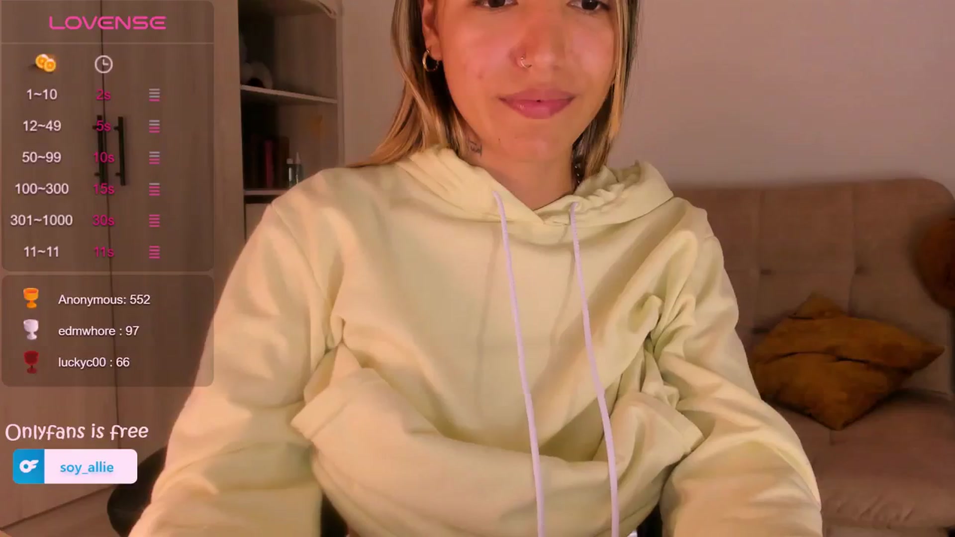Gallery image thumbnail from Missbaby8's myfreecams stream on, 02/28/2024, 13:47 image 12 of 20
