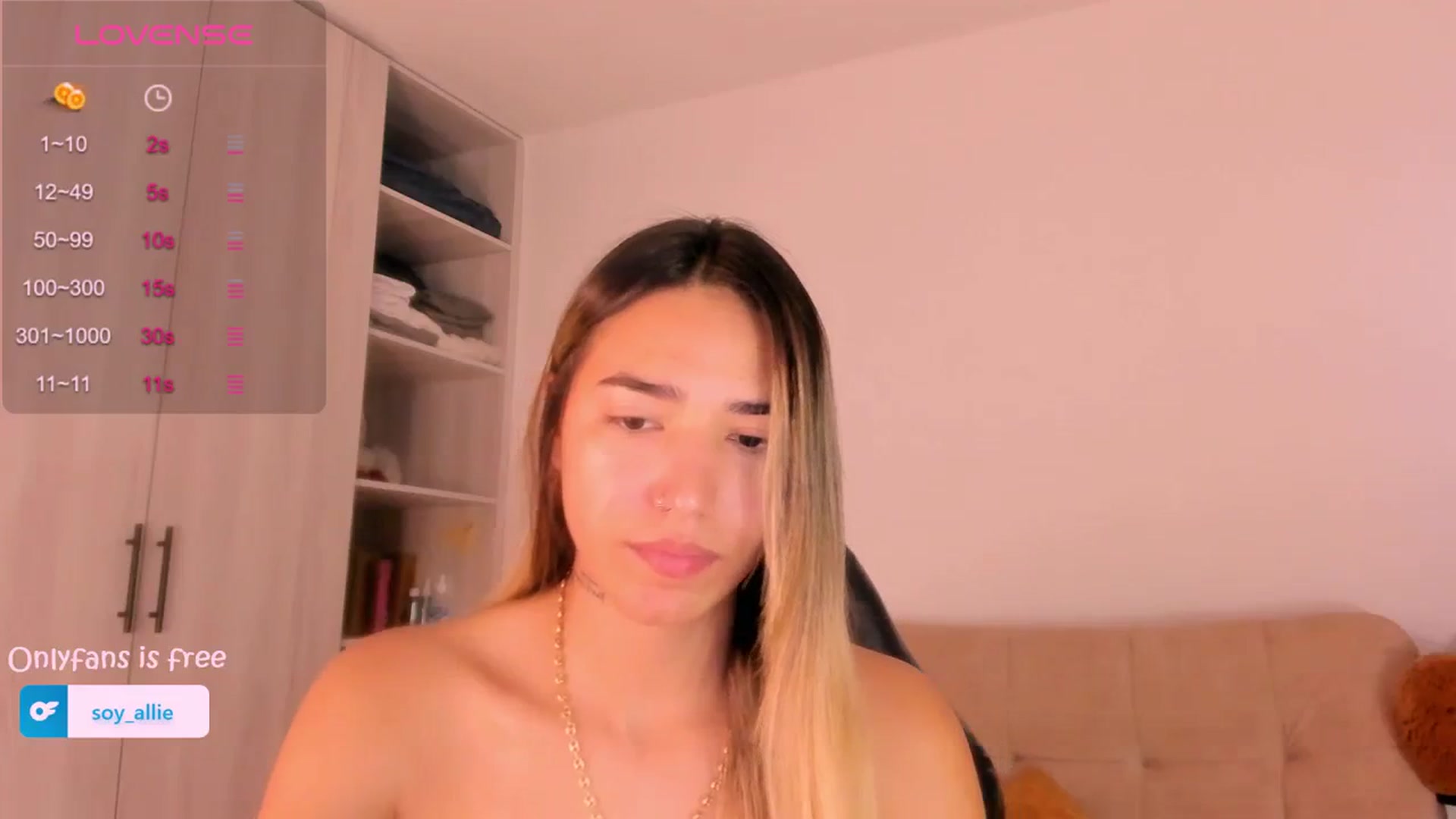 Gallery image thumbnail from Missbaby8's myfreecams stream on, 03/07/2024, 12:54 image 2 of 20