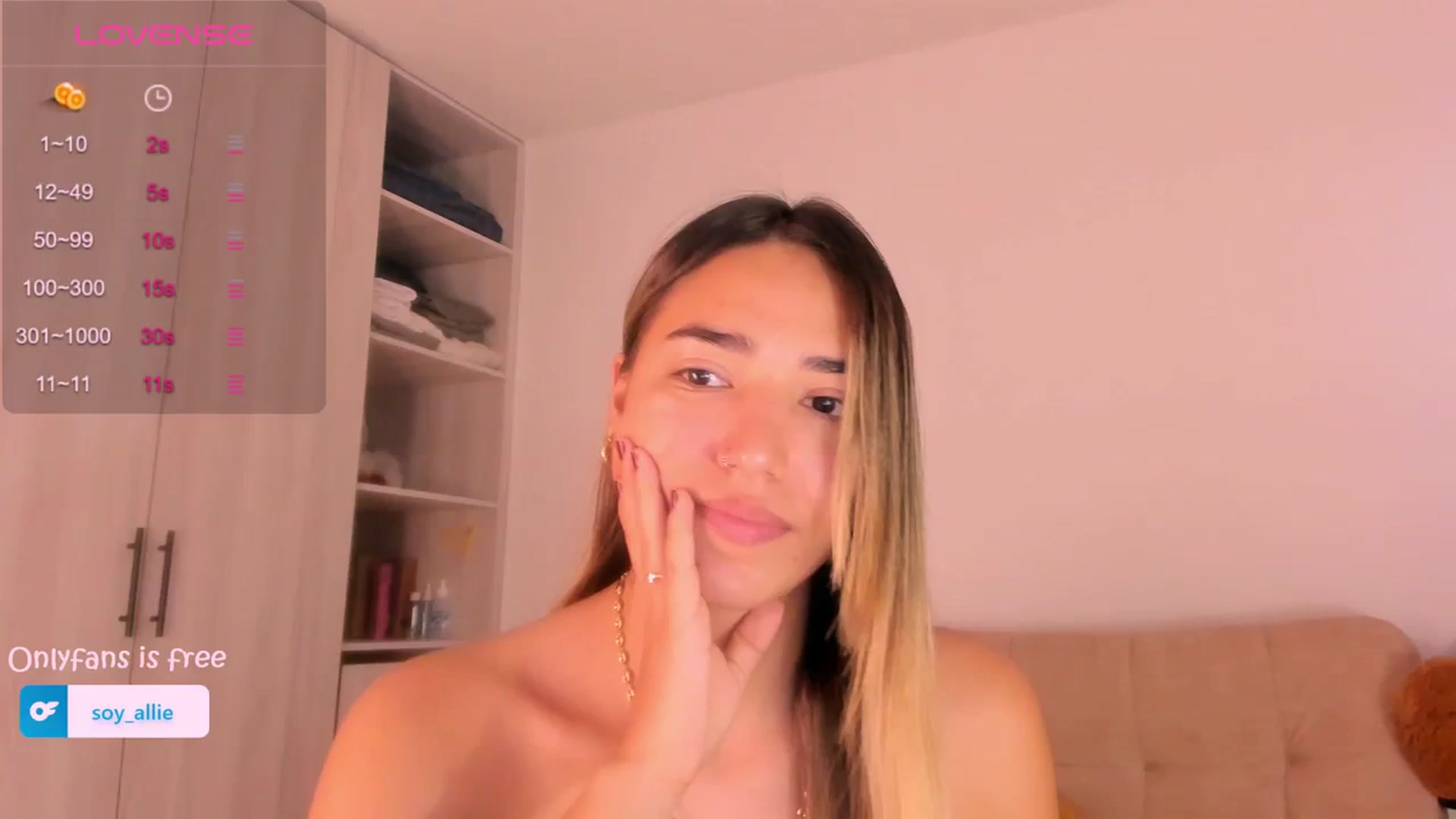 Gallery image thumbnail from Missbaby8's myfreecams stream on, 03/07/2024, 12:54 image 3 of 20