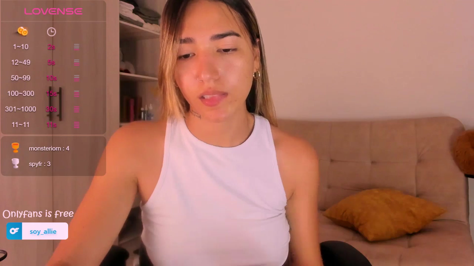 Gallery image thumbnail from Missbaby8's myfreecams stream on, 03/11/2024, 12:02 image 14 of 20