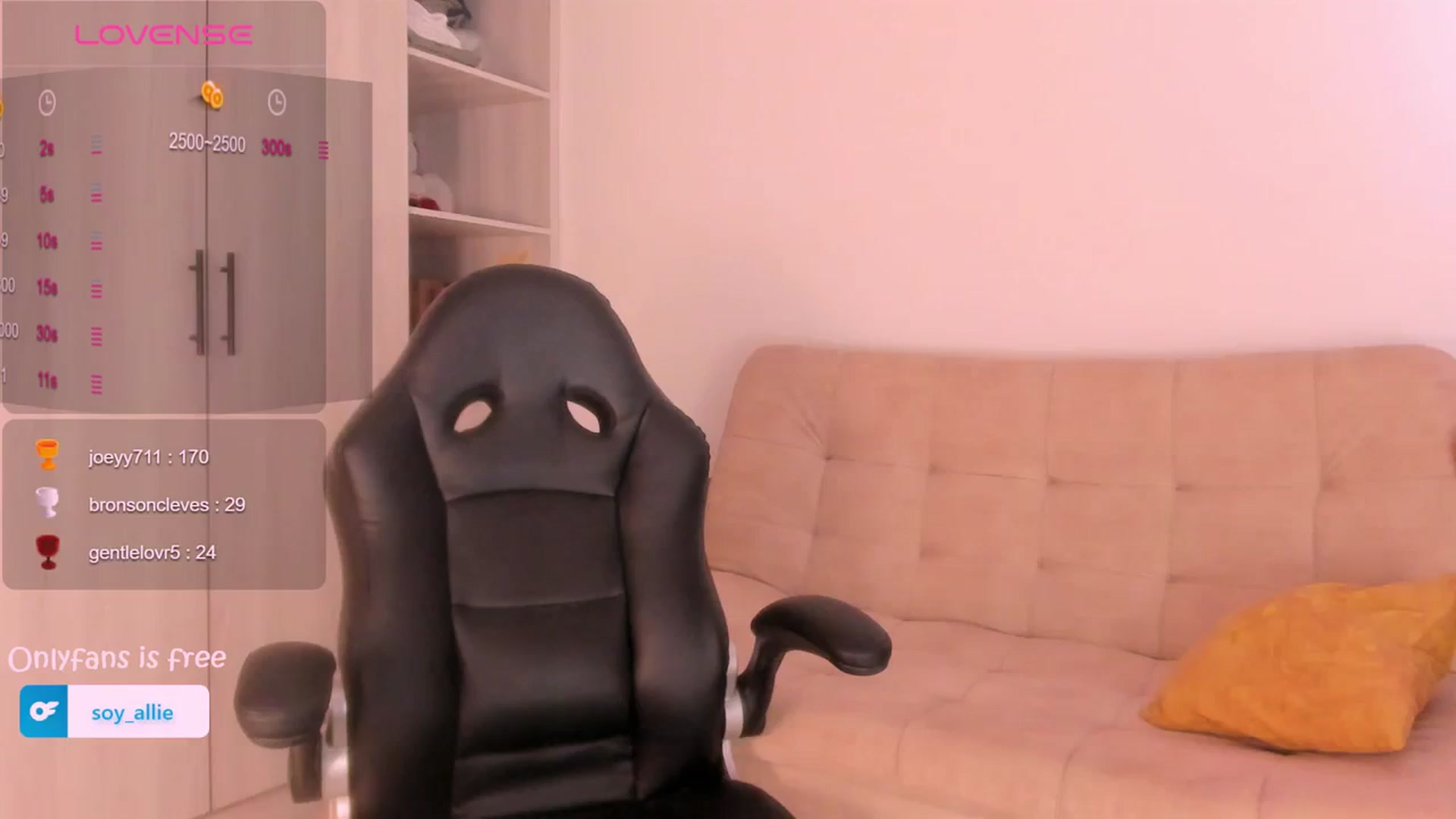 Gallery image thumbnail from Missbaby8's myfreecams stream on, 03/12/2024, 13:43 image 1 of 20