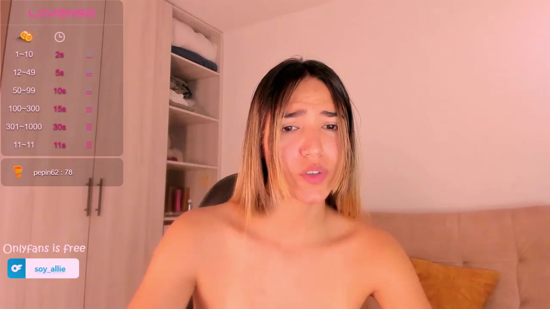 Gallery image thumbnail from Missbaby8's myfreecams stream on, 03/18/2024, 15:43 image 4 of 20