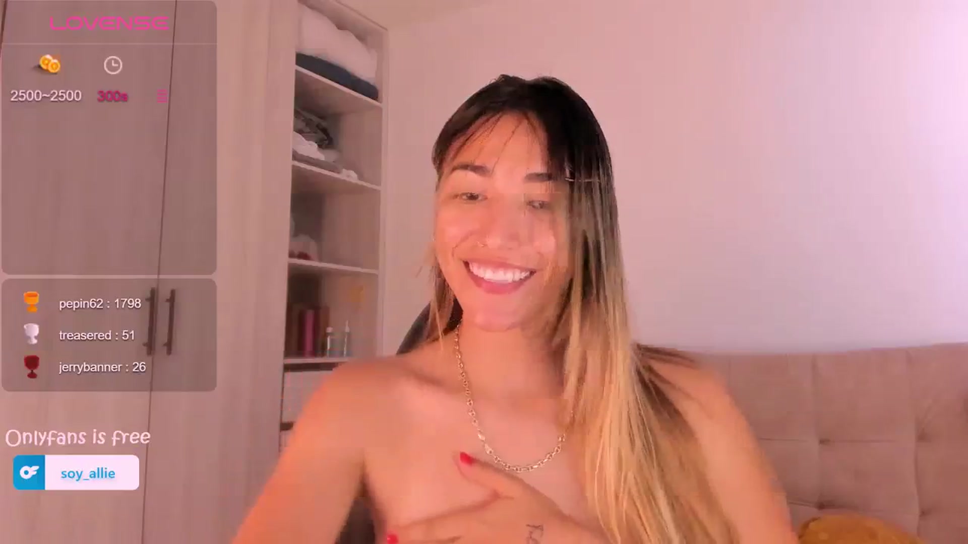 Gallery image thumbnail from Missbaby8's myfreecams stream on, 03/25/2024, 17:25 image 9 of 20
