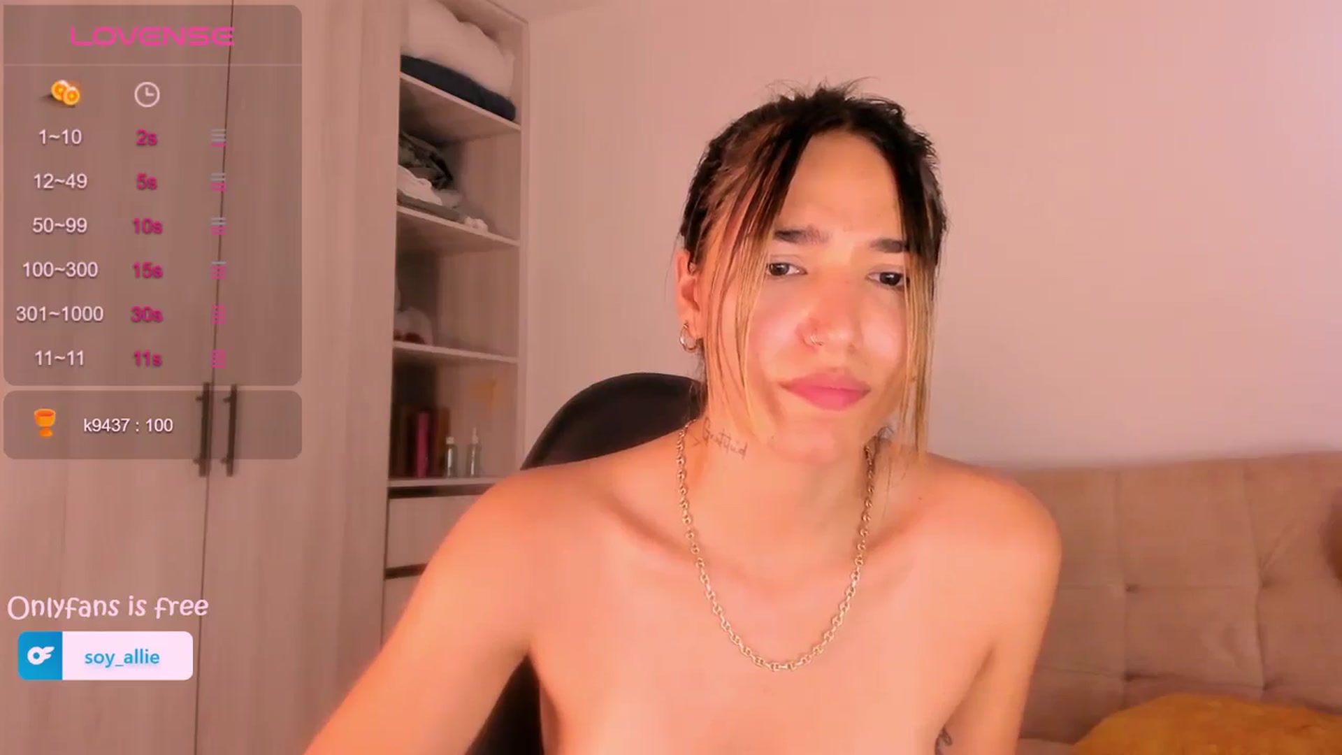 Gallery image thumbnail from Missbaby8's myfreecams stream on, 03/27/2024, 14:10 image 18 of 20