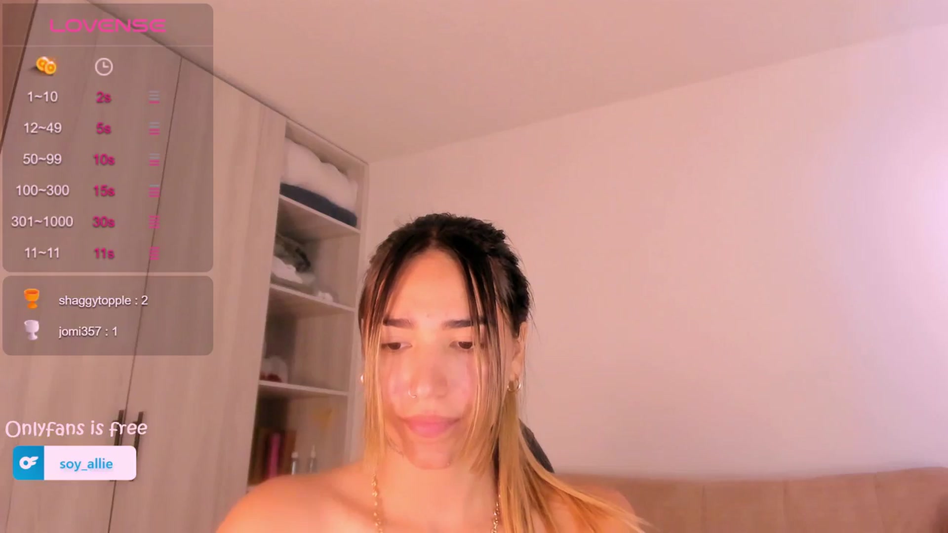 Gallery image thumbnail from Missbaby8's myfreecams stream on, 03/30/2024, 14:47 image 3 of 20