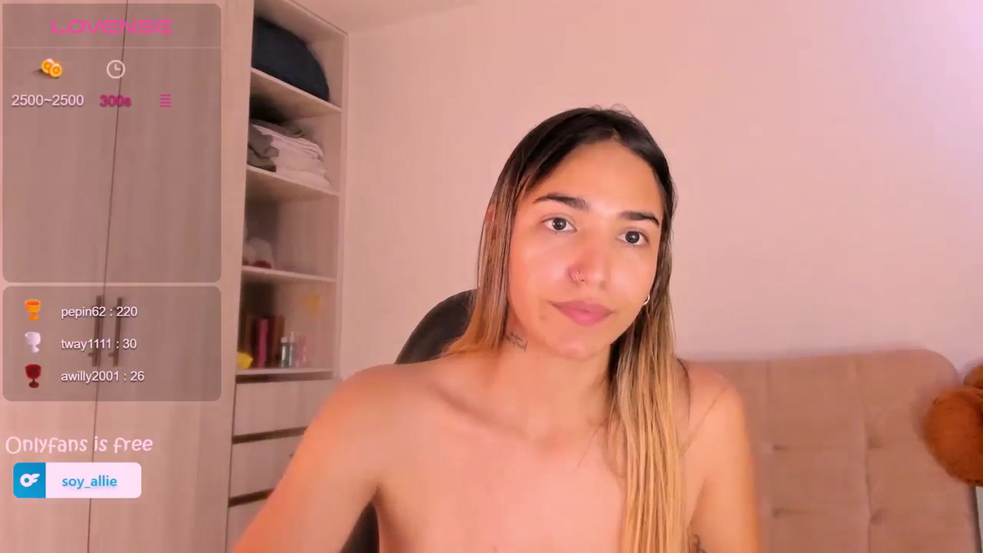 Gallery image thumbnail from Missbaby8's myfreecams stream on, 04/06/2024, 19:01 image 12 of 20