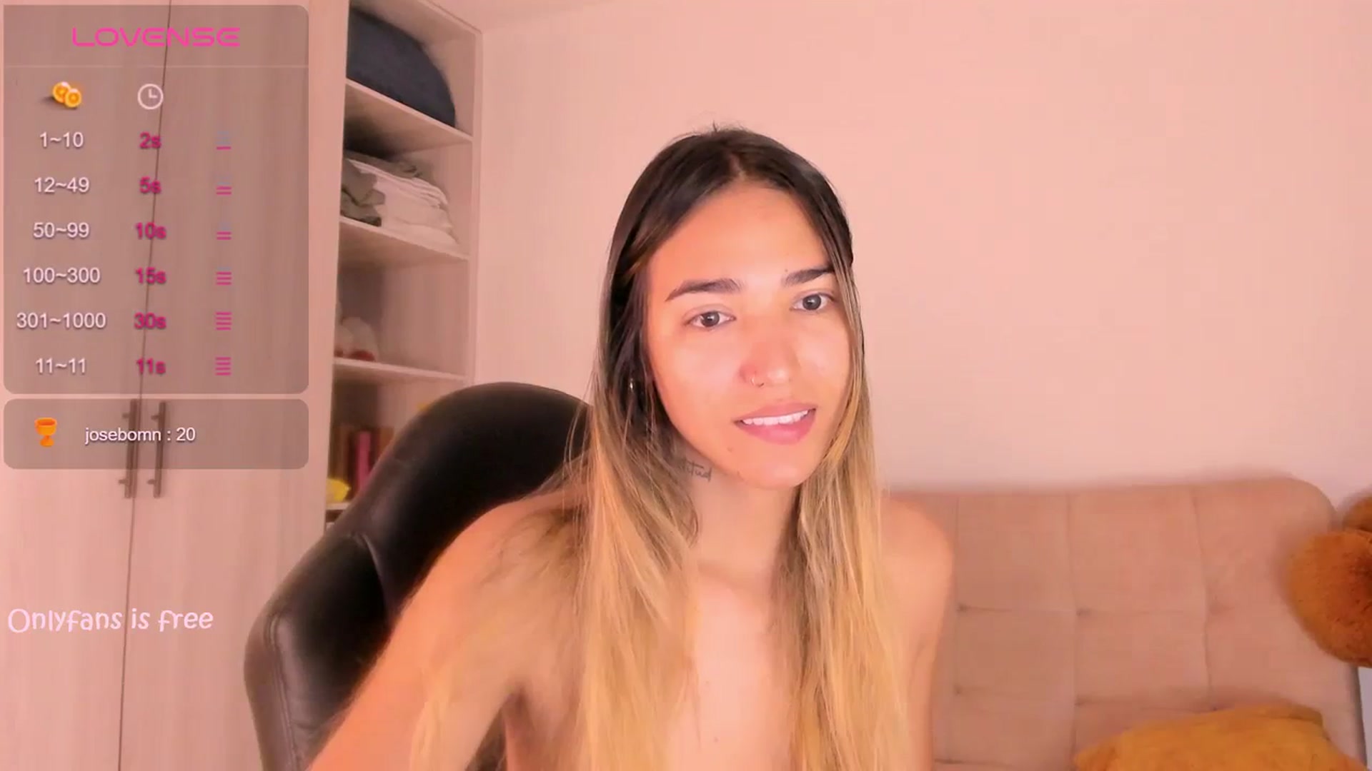 Gallery image thumbnail from Missbaby8's myfreecams stream on, 04/09/2024, 13:01 image 3 of 20