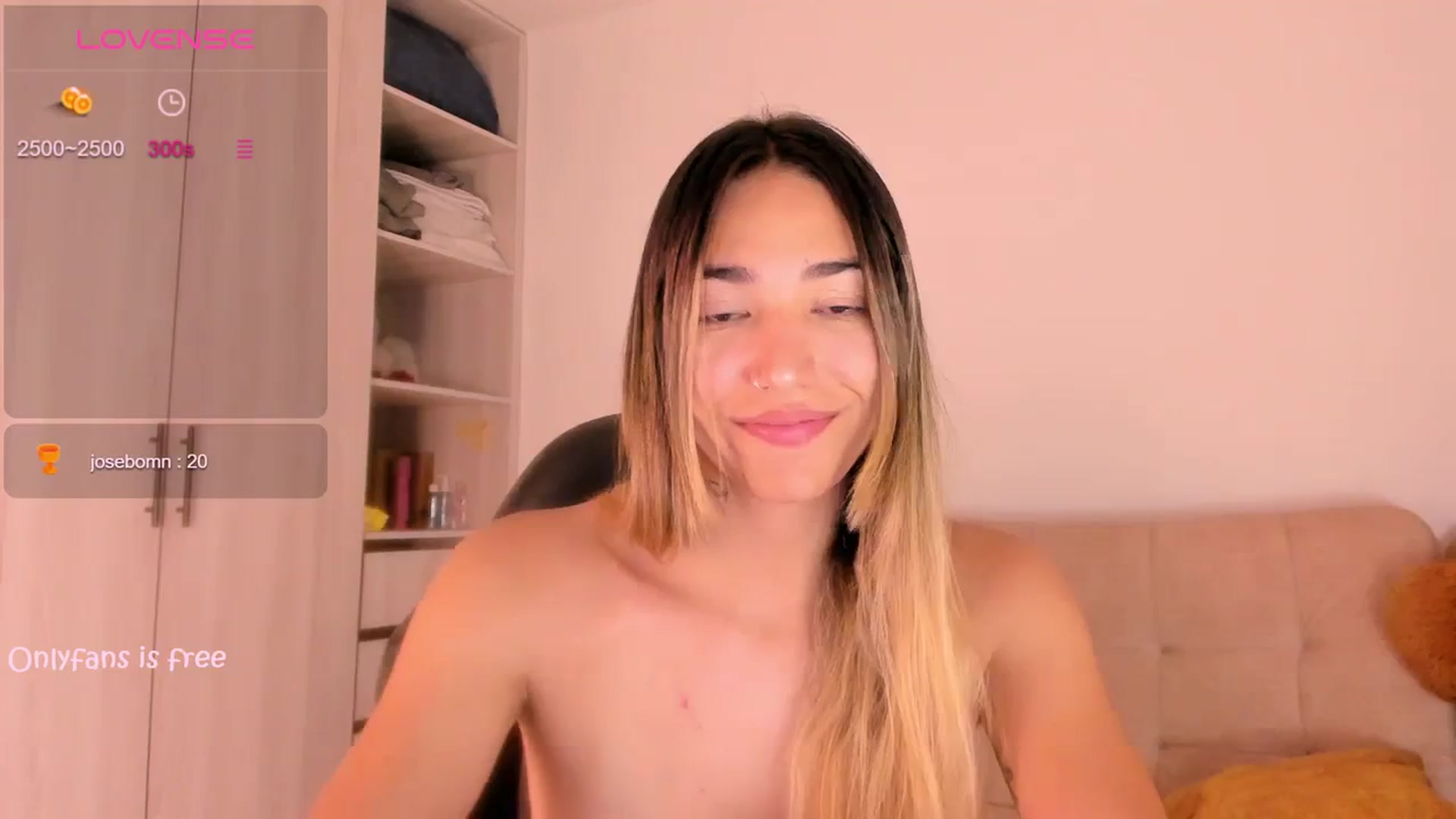 Gallery image thumbnail from Missbaby8's myfreecams stream on, 04/09/2024, 13:01 image 2 of 20
