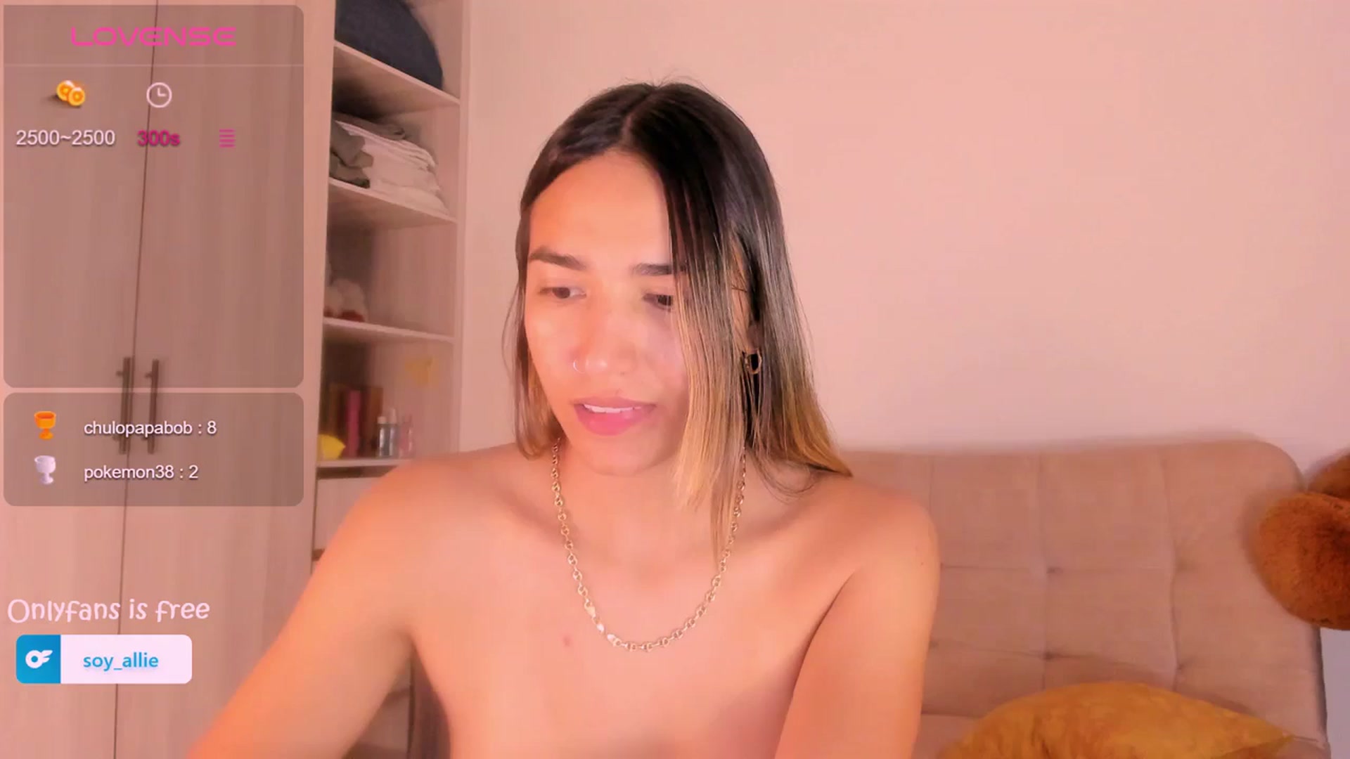 Gallery image thumbnail from Missbaby8's myfreecams stream on, 04/10/2024, 23:16 image 10 of 20