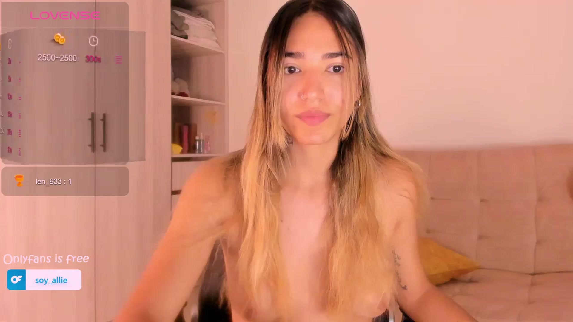 Gallery image thumbnail from Missbaby8's myfreecams stream on, 04/12/2024, 12:54 image 3 of 20