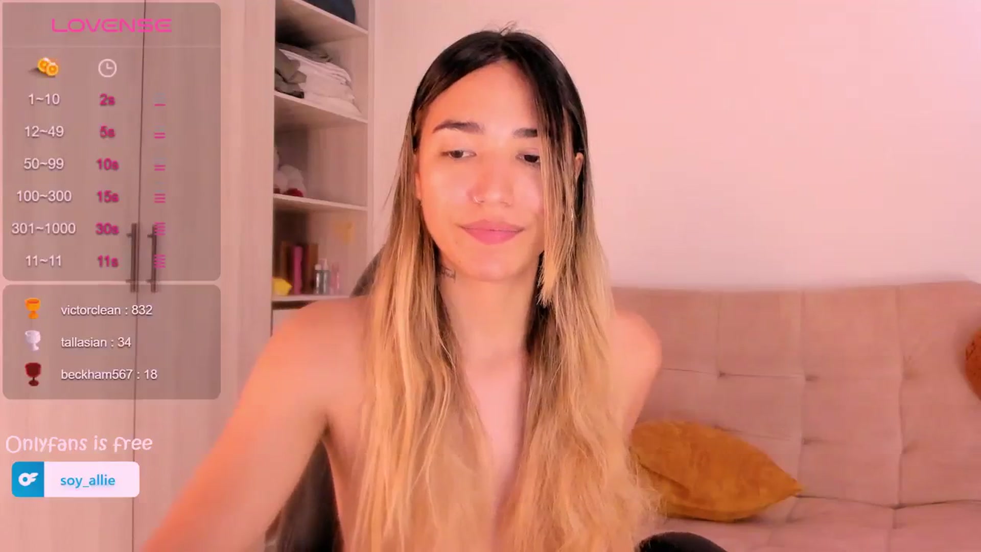 Gallery image thumbnail from Missbaby8's myfreecams stream on, 04/12/2024, 15:34 image 13 of 20