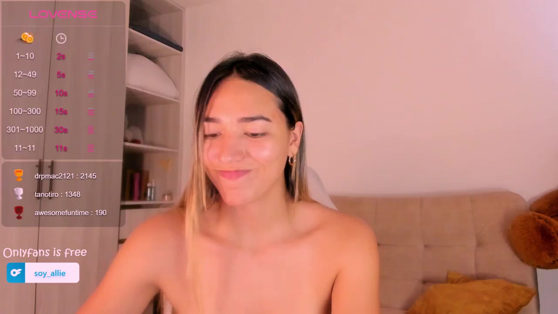 Gallery image thumbnail from Missbaby8's myfreecams stream on, 04/26/2024, 15:12 image 8 of 20