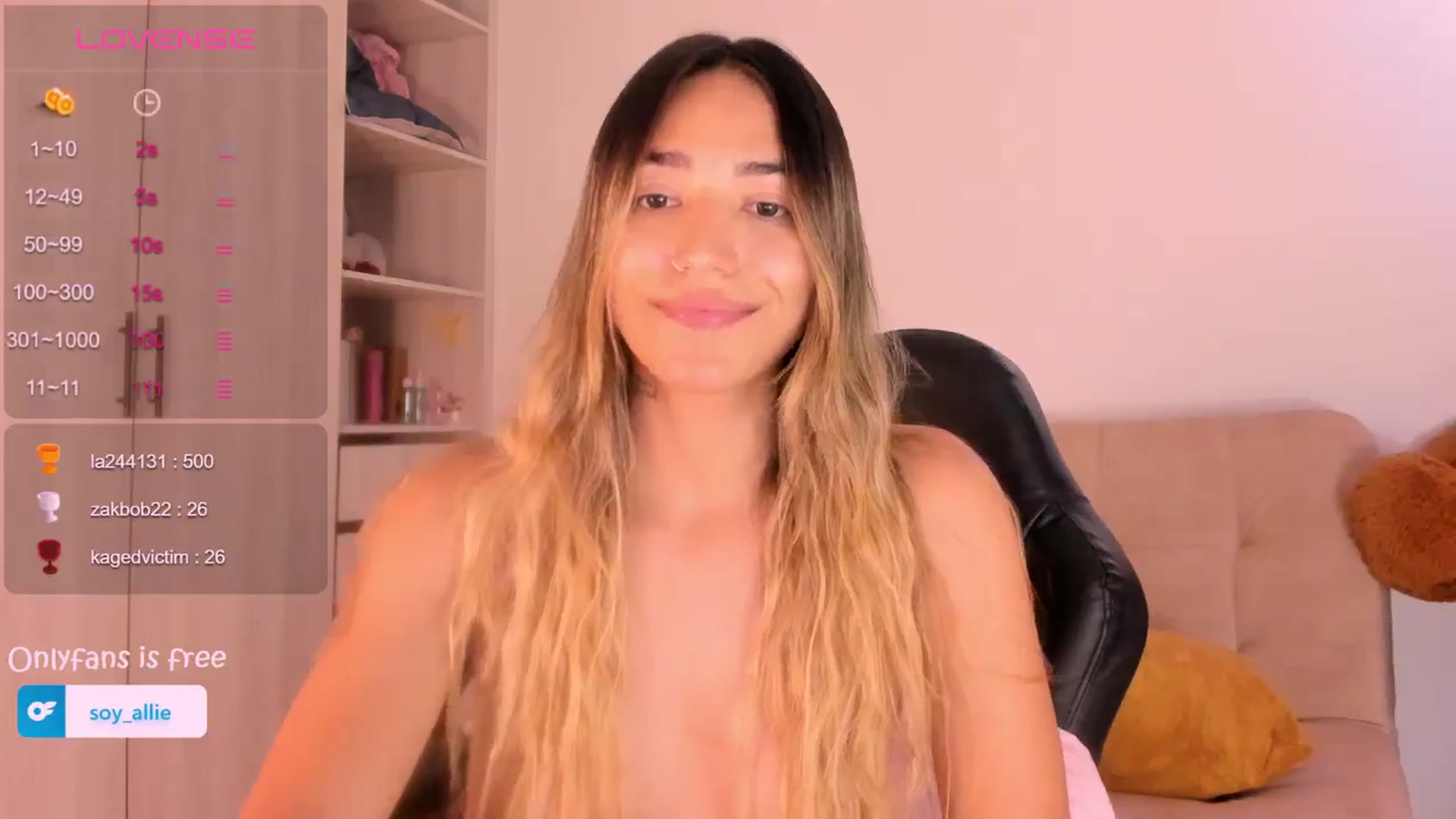 Gallery image thumbnail from Missbaby8's myfreecams stream on, 05/07/2024, 16:02 image 11 of 20
