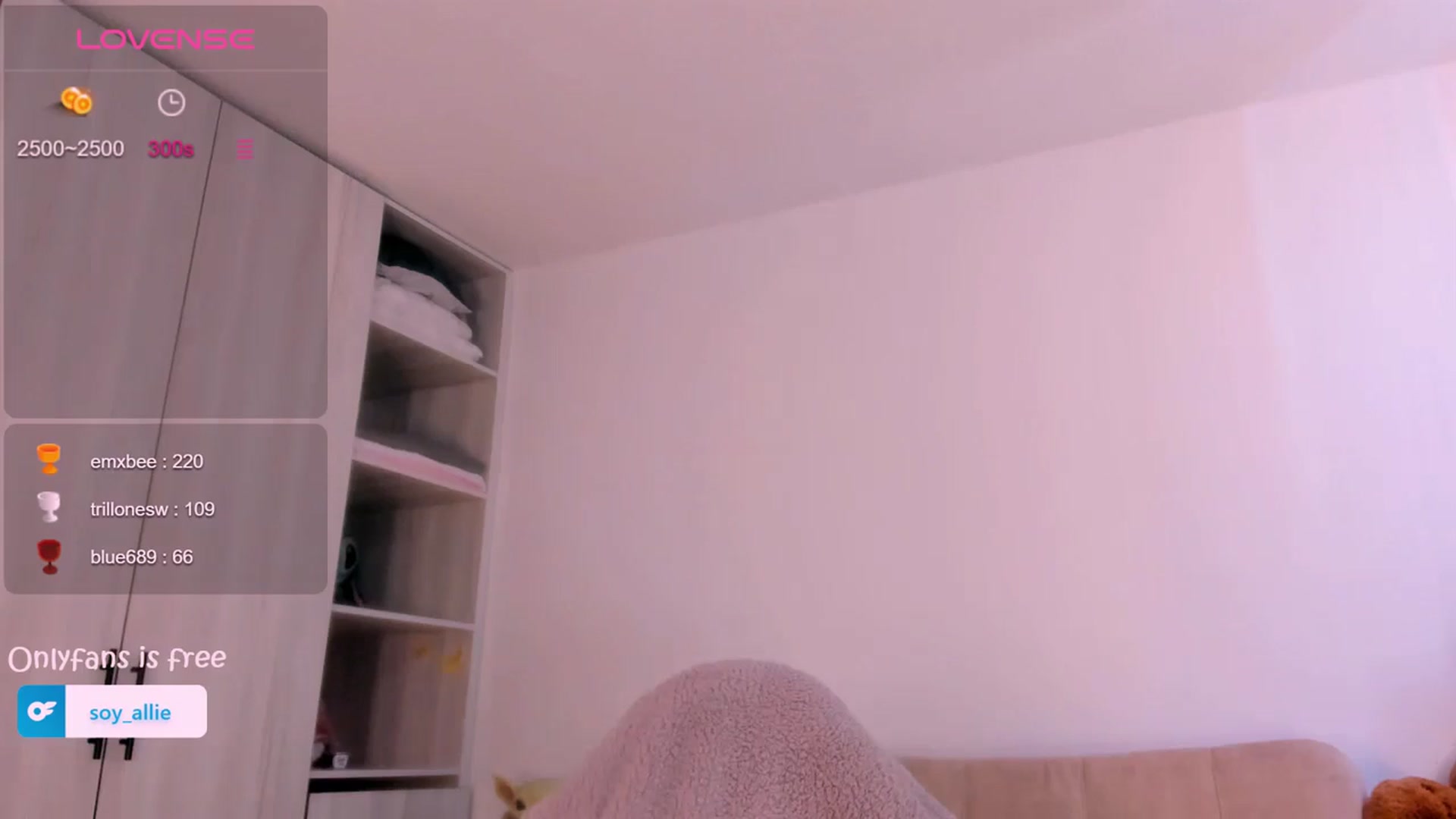 Gallery image thumbnail from Missbaby8's myfreecams stream on, 05/16/2024, 17:07 image 16 of 20