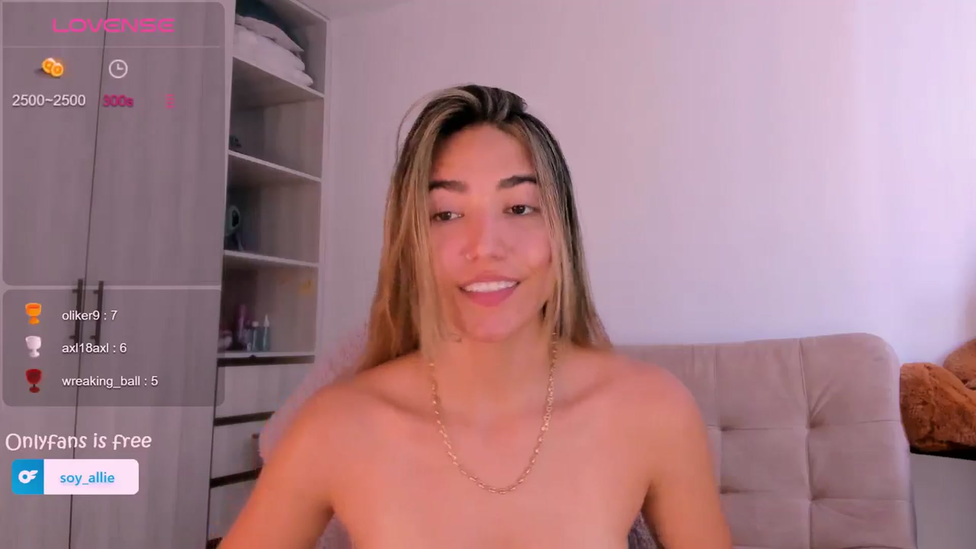Gallery image thumbnail from Missbaby8's myfreecams stream on, 05/30/2024, 15:11 image 10 of 20