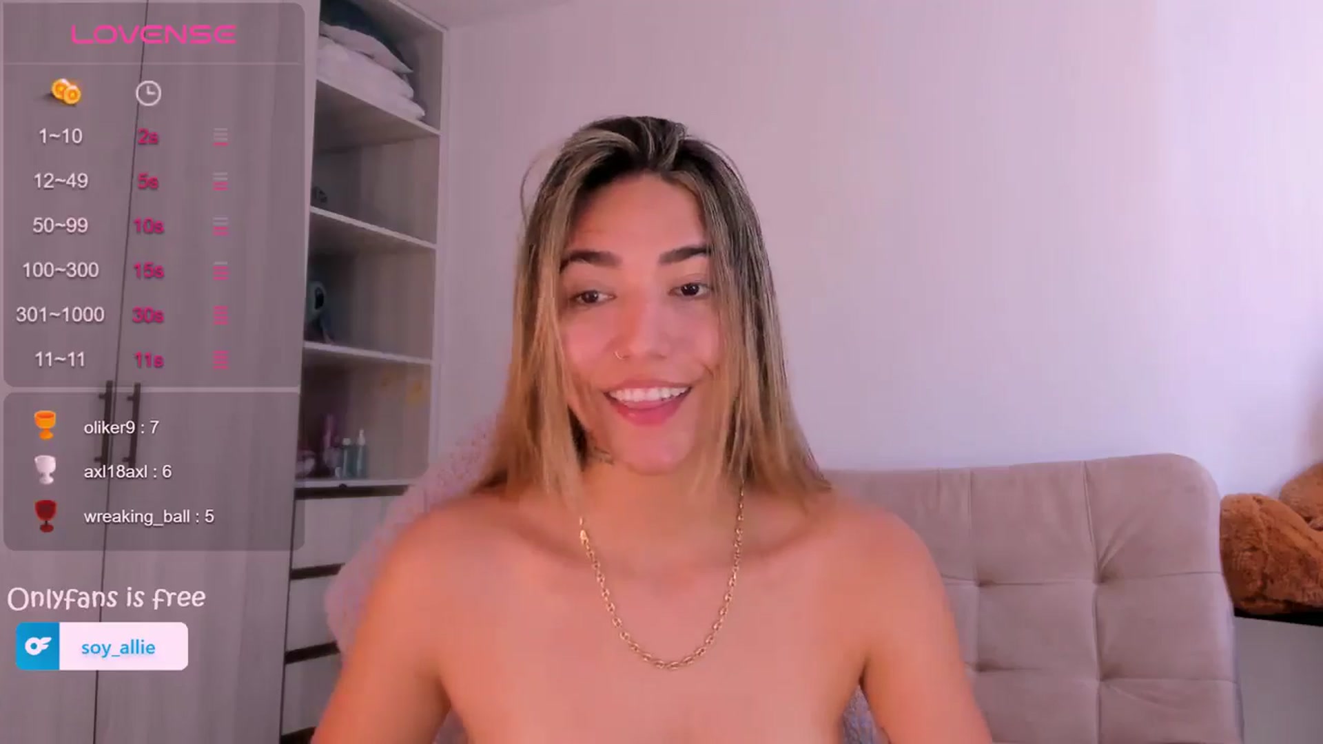 Gallery image thumbnail from Missbaby8's myfreecams stream on, 05/30/2024, 15:11 image 11 of 20