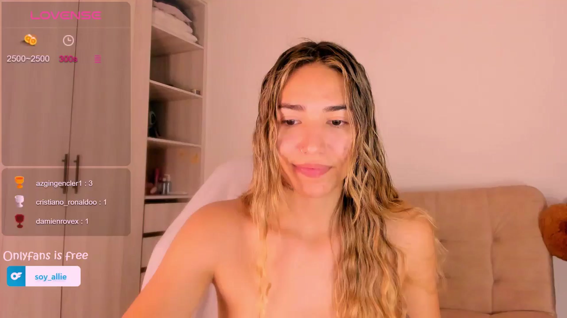 Gallery image thumbnail from Missbaby8's myfreecams stream on, 06/11/2024, 12:18 image 6 of 20