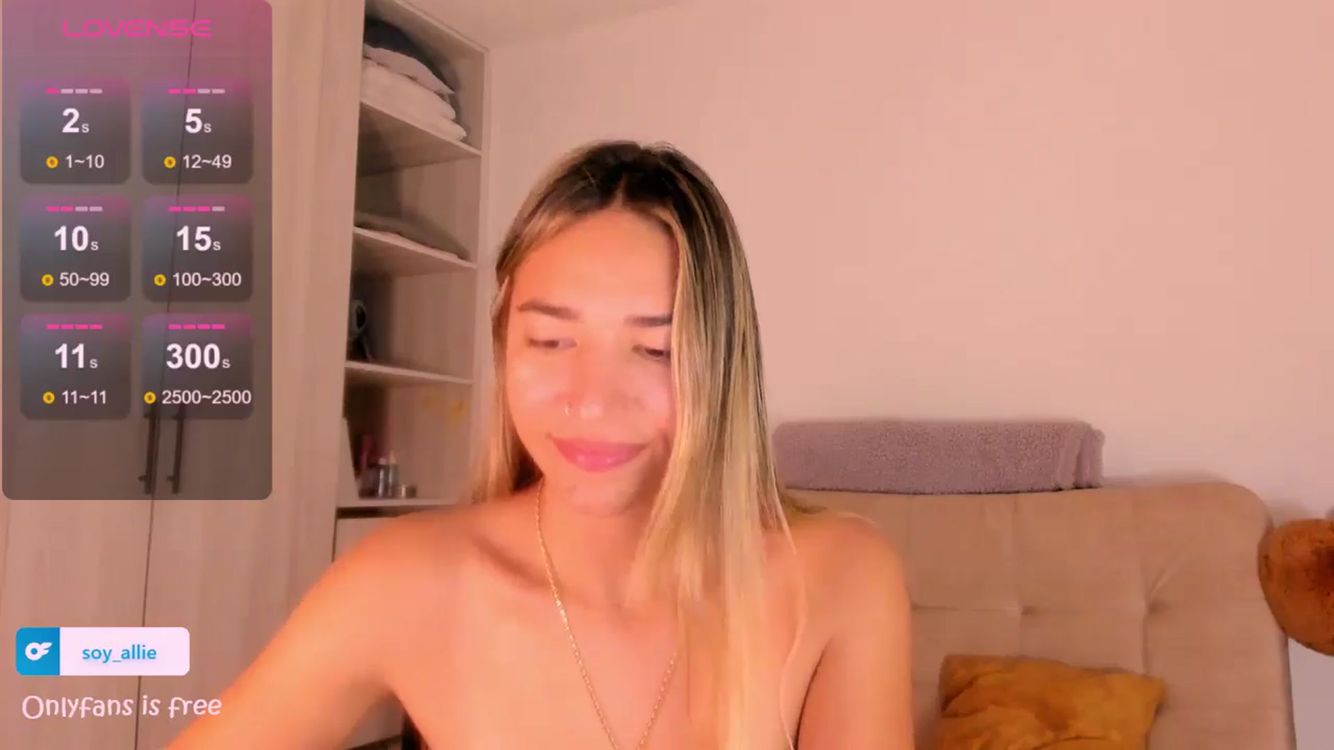 Gallery image thumbnail from Missbaby8's myfreecams stream on, 07/05/2024, 12:53 image 4 of 20