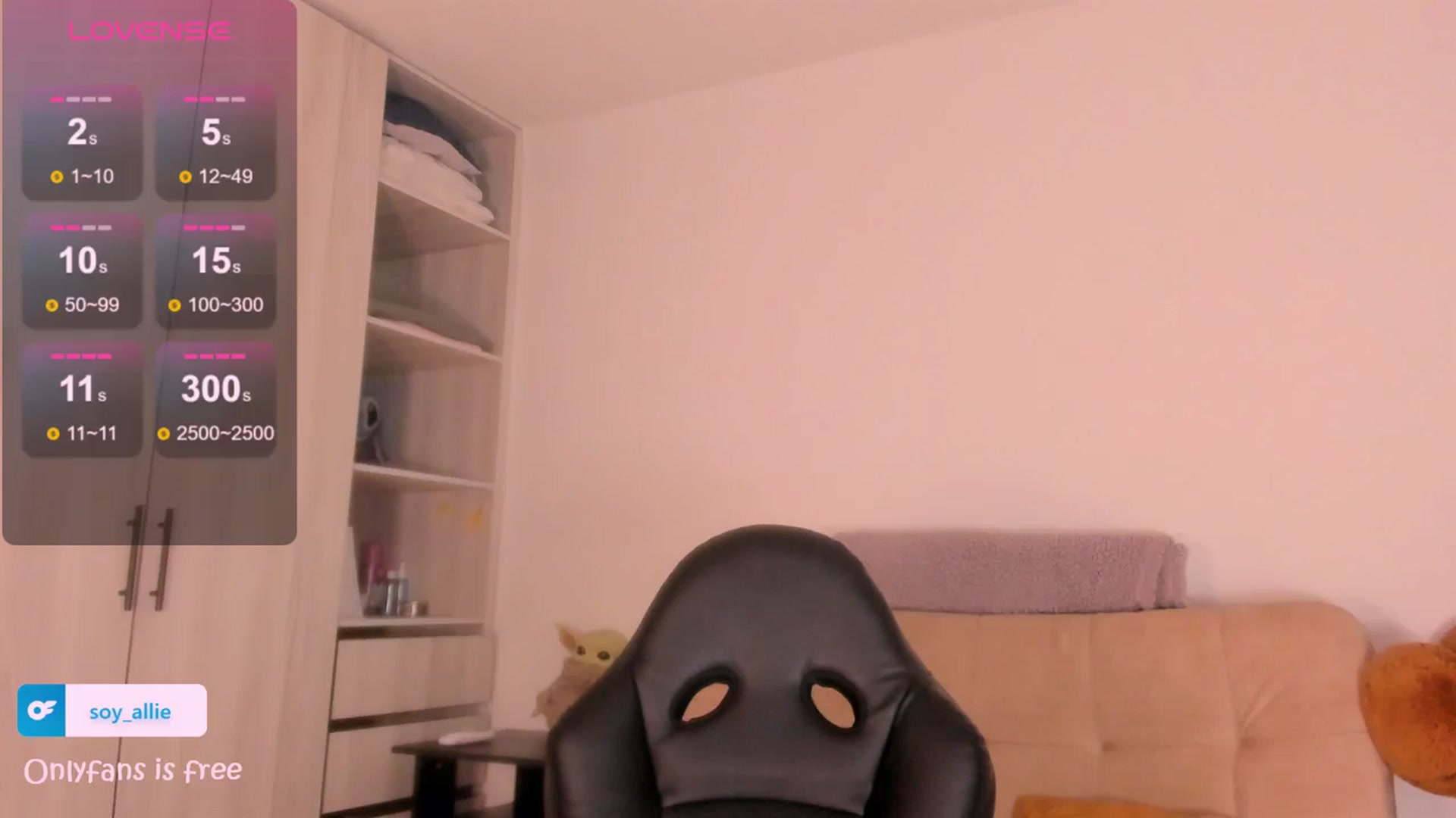 Gallery image thumbnail from Missbaby8's myfreecams stream on, 07/05/2024, 12:53 image 12 of 20