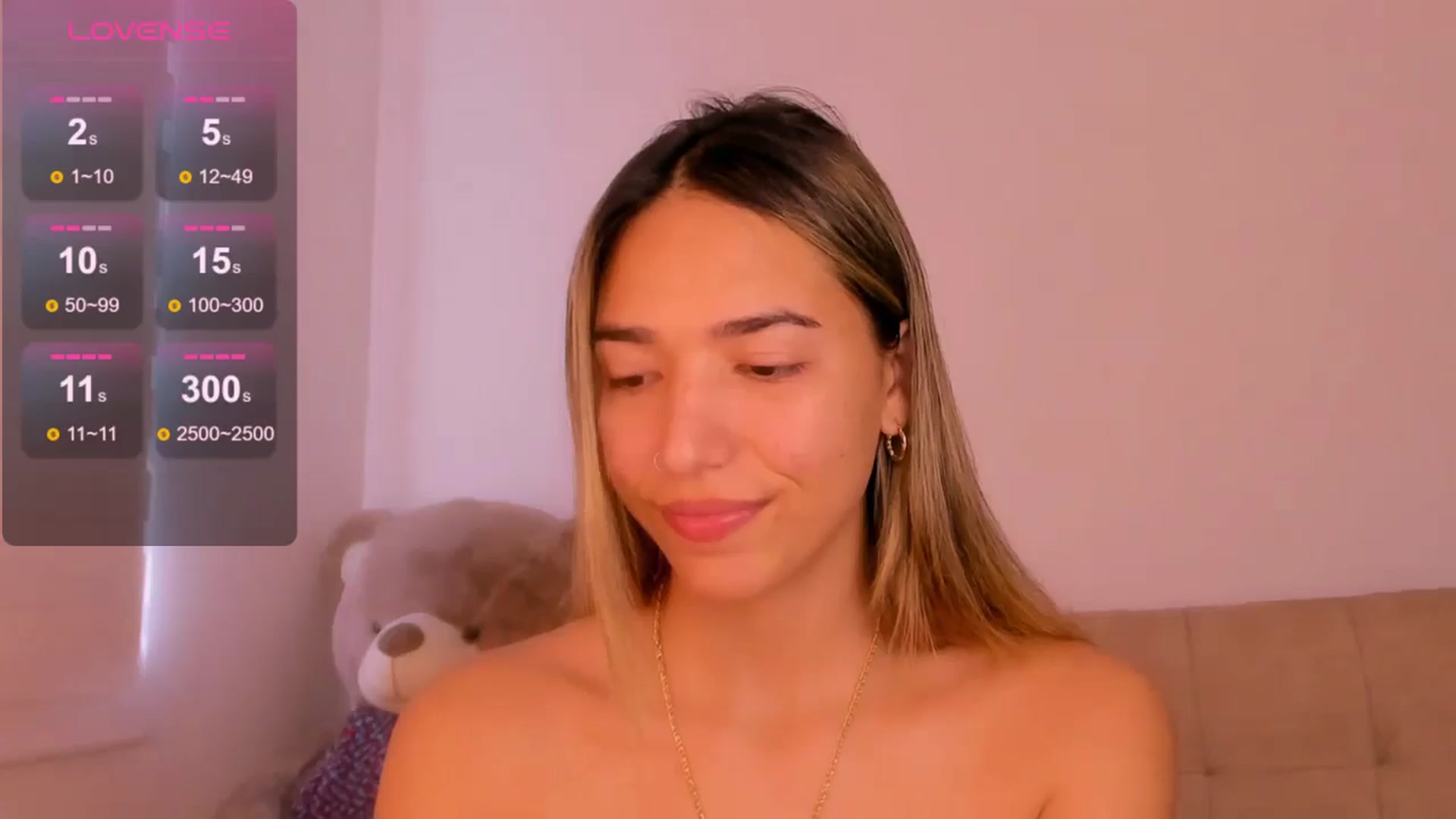 Gallery image thumbnail from Missbaby8's myfreecams stream on, 08/29/2024, 14:00 image 3 of 20