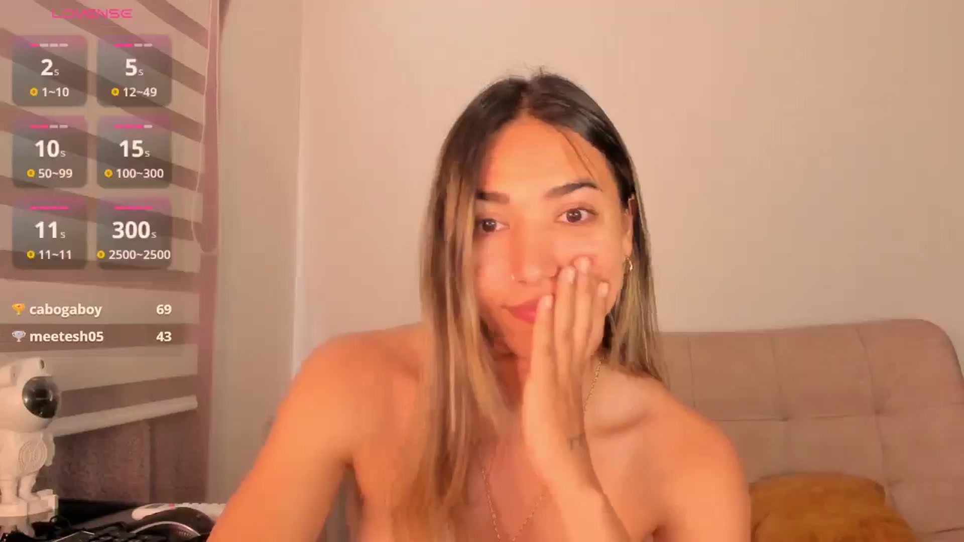 Gallery image thumbnail from Missbaby8's myfreecams stream on, 12/09/2024, 14:08 image 15 of 20