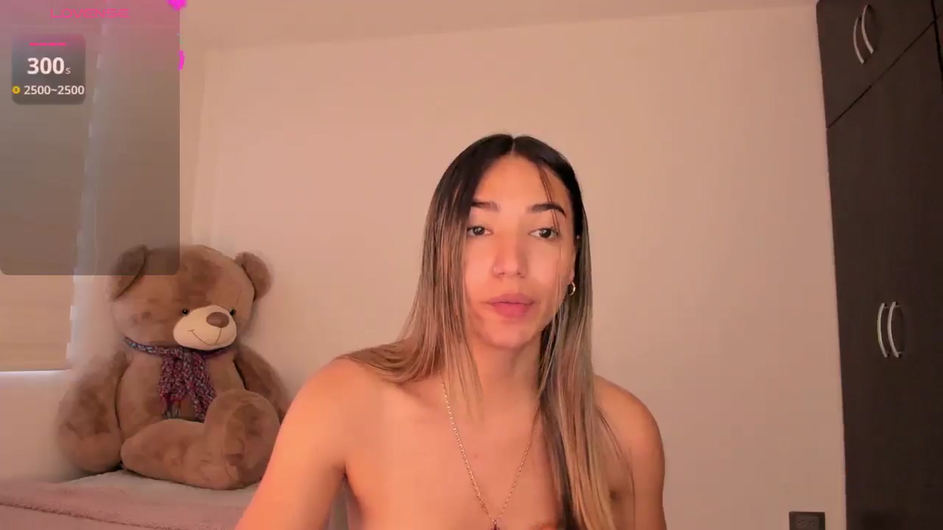Gallery image thumbnail from Missbaby8's myfreecams stream on, 01/13/2025, 13:02 image 8 of 20
