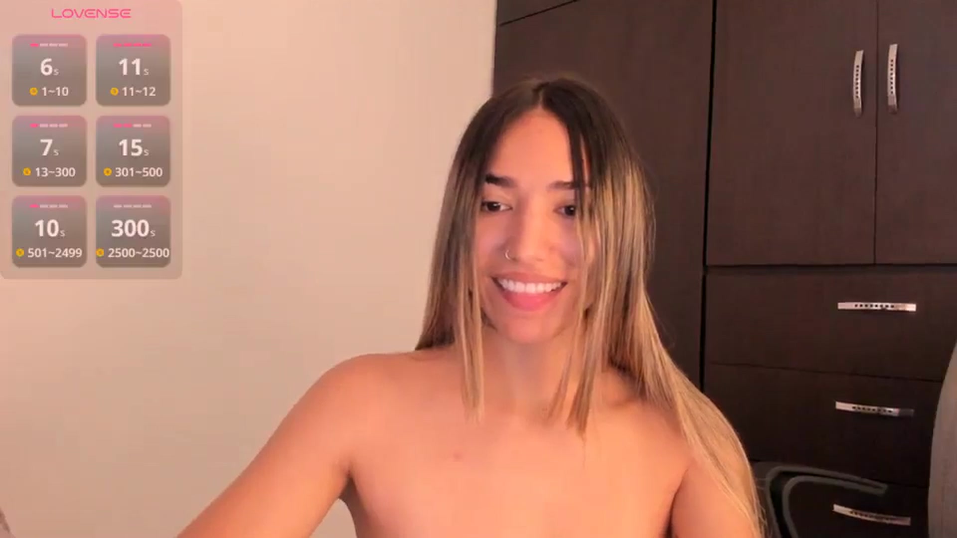 Gallery image thumbnail from Missbaby8's myfreecams stream on, 01/17/2025, 12:14 image 9 of 20