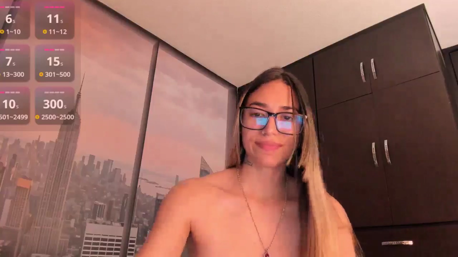 Gallery image thumbnail from Missbaby8's myfreecams stream on, 02/13/2025, 12:21 image 6 of 20