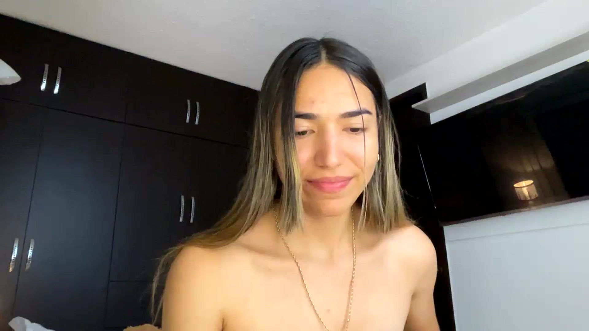 Gallery image thumbnail from Missbaby8's myfreecams stream on, 03/14/2025, 13:39 image 8 of 20