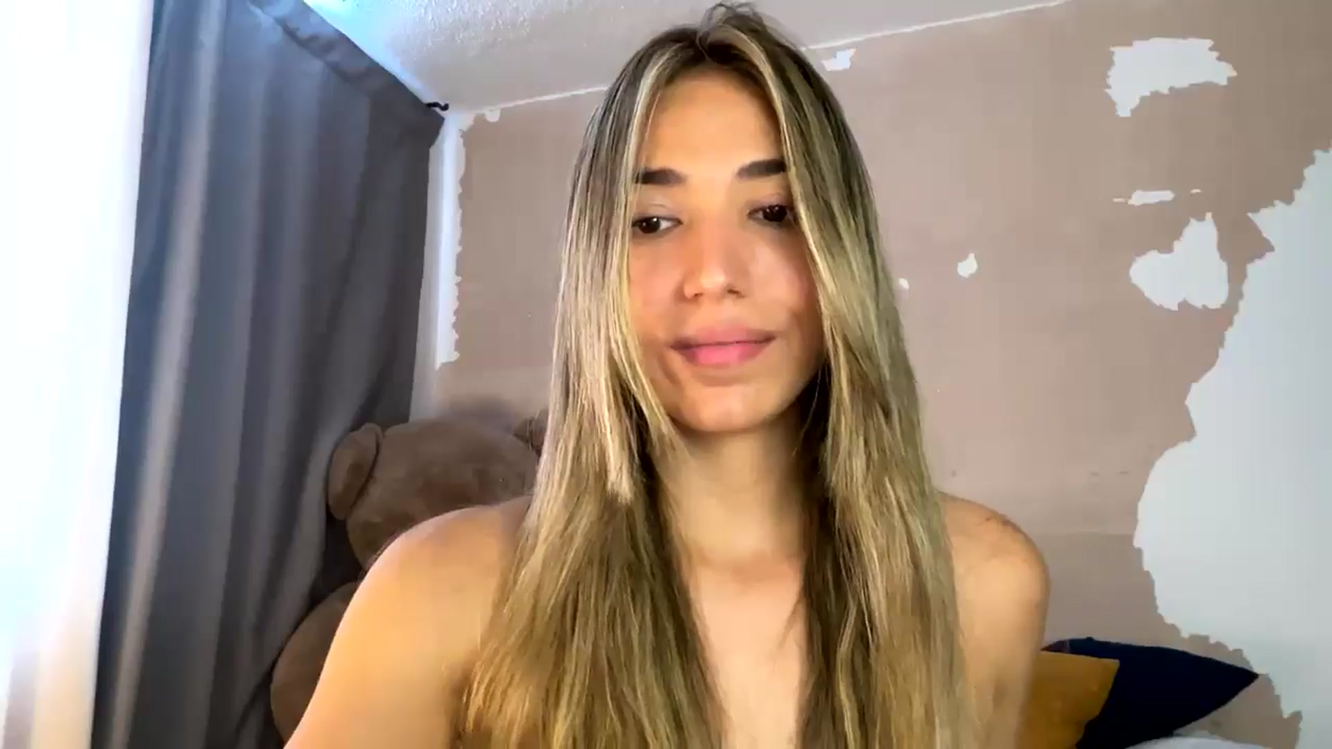 Gallery image thumbnail from Missbaby8's myfreecams stream on, 04/11/2025, 13:41 image 20 of 20